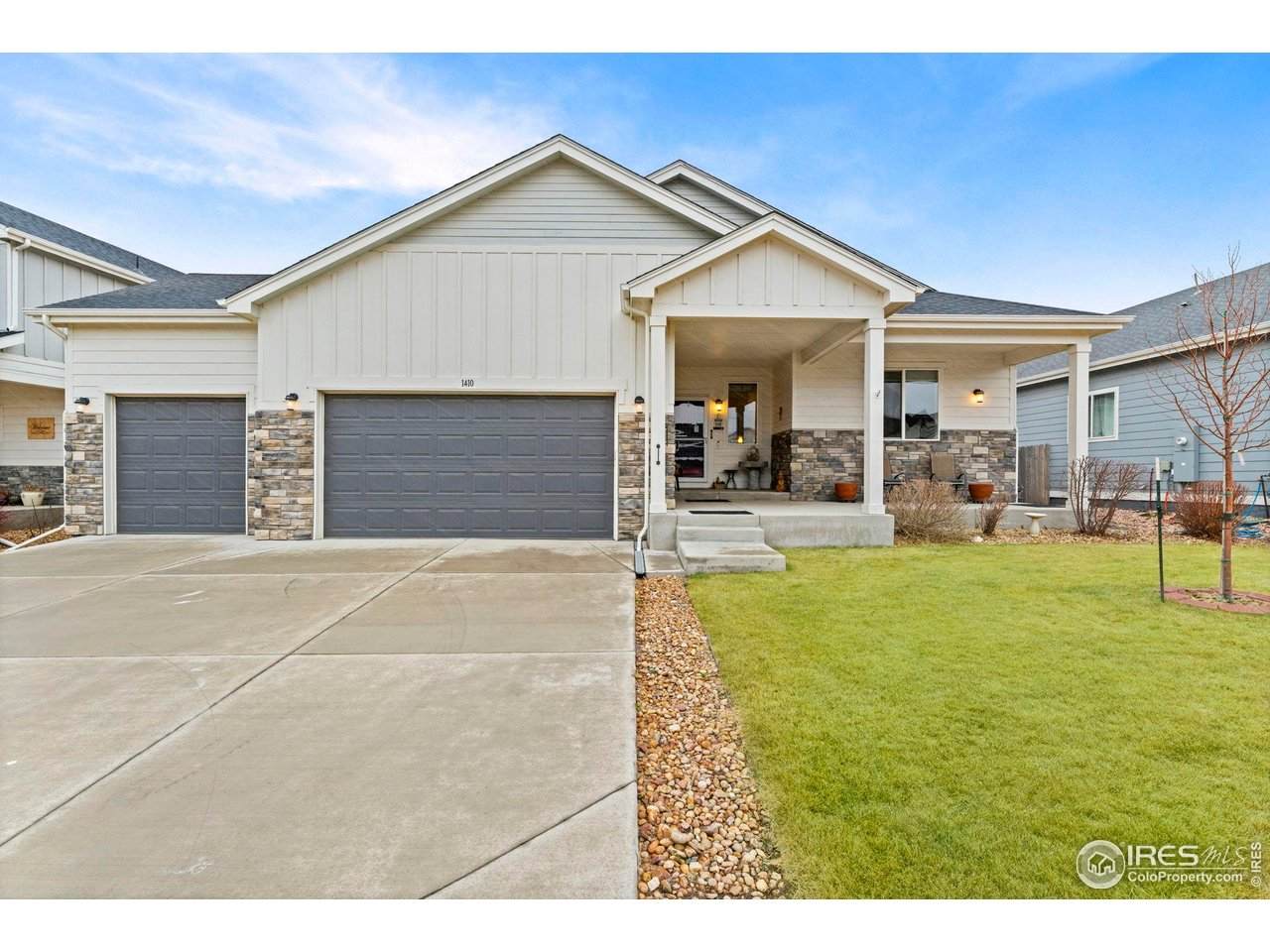 1410 Sunfield Dr - Photo 1