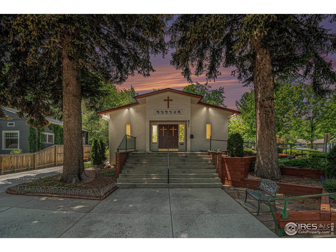 601 Whitcomb St - Photo 1