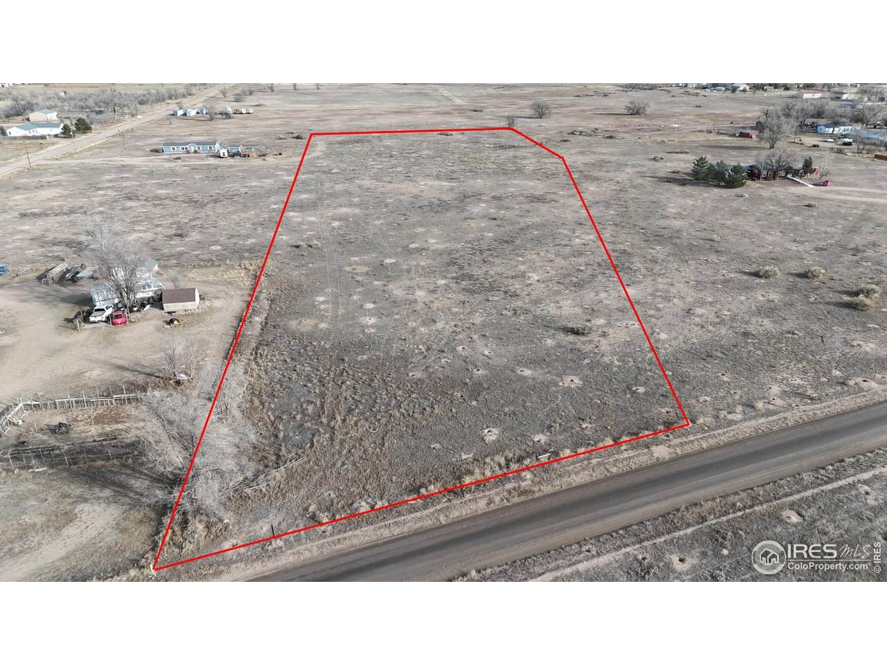 300 Railroad Ave - Photo 1