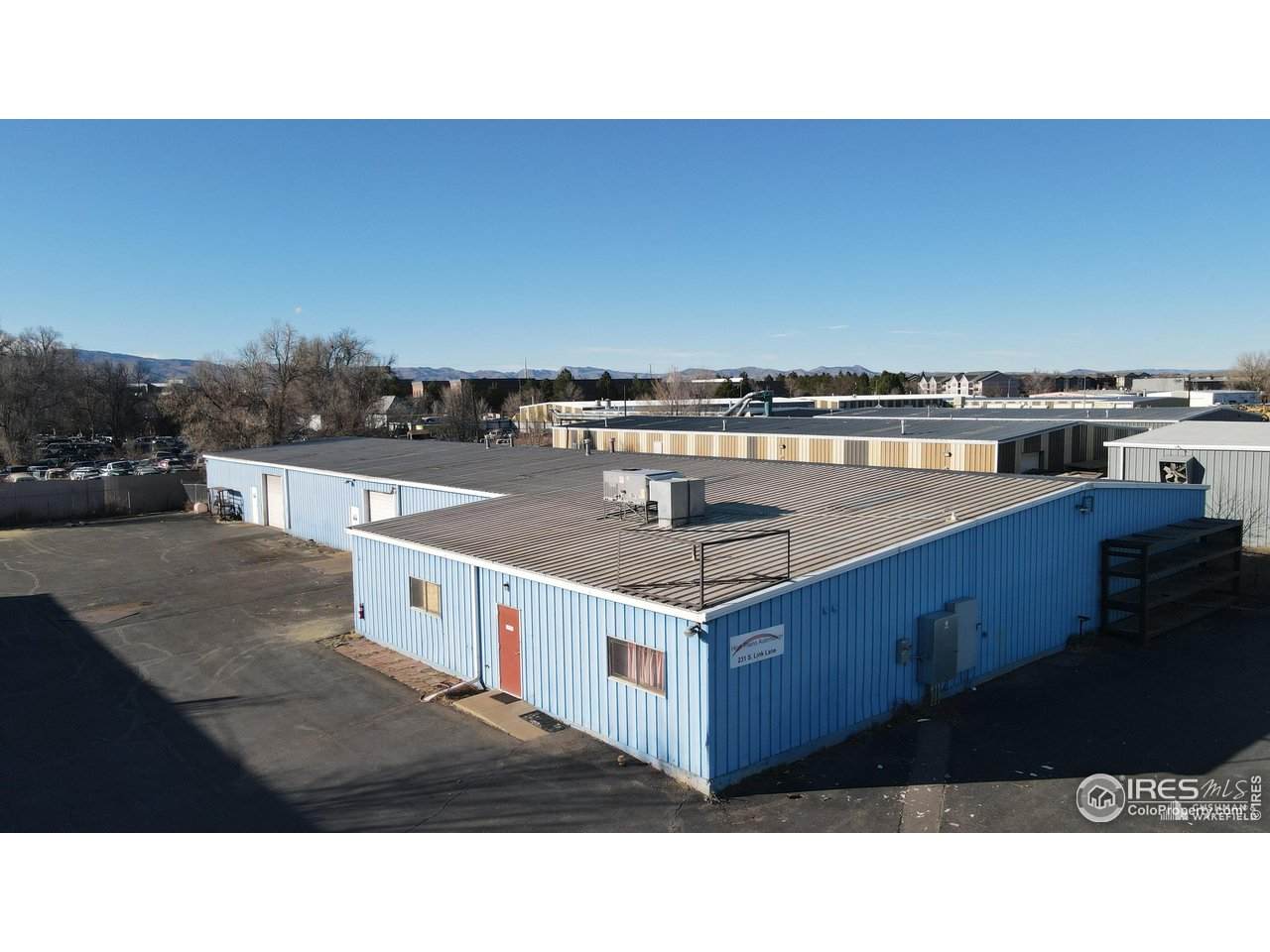 227 Link Ln - Photo 1