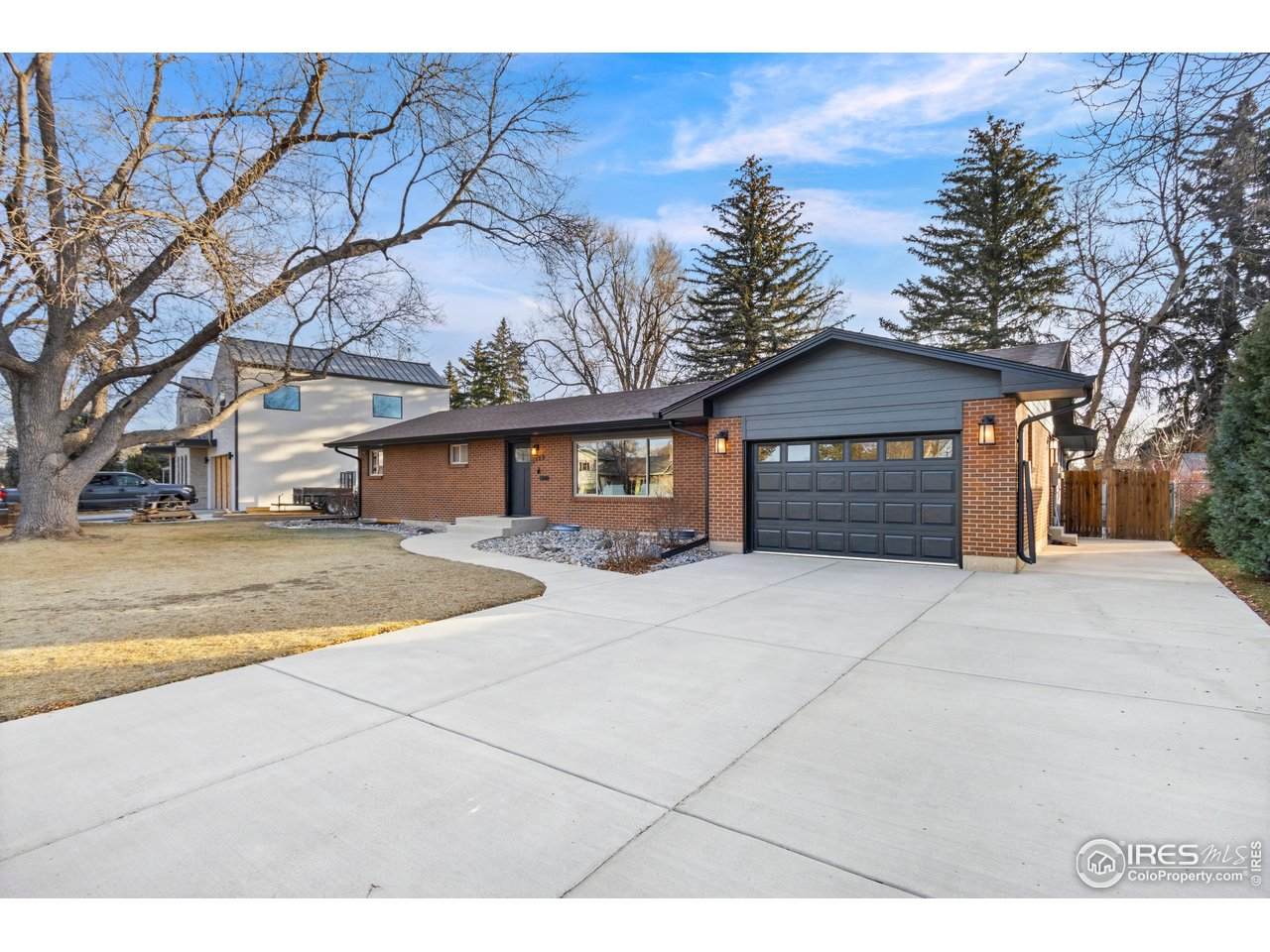 1320 Lory St - Photo 1
