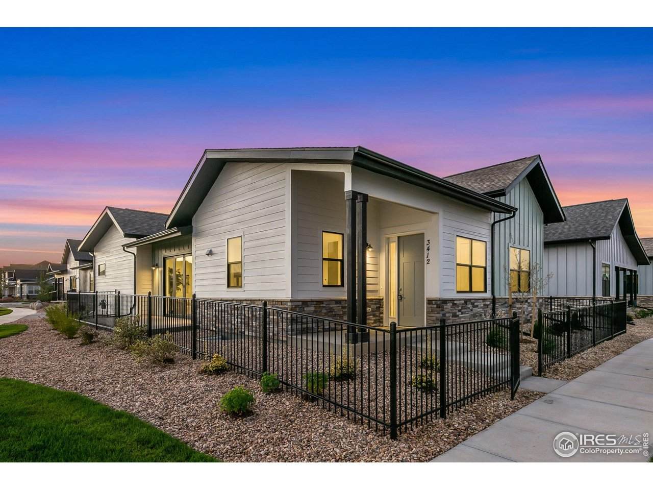 3425 Green Lake Dr - Photo 1