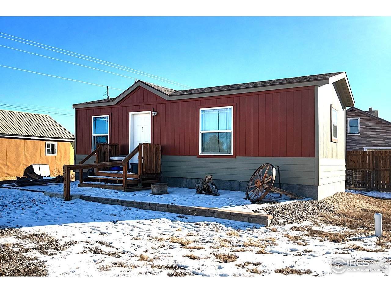 205 Grant St - Photo 1