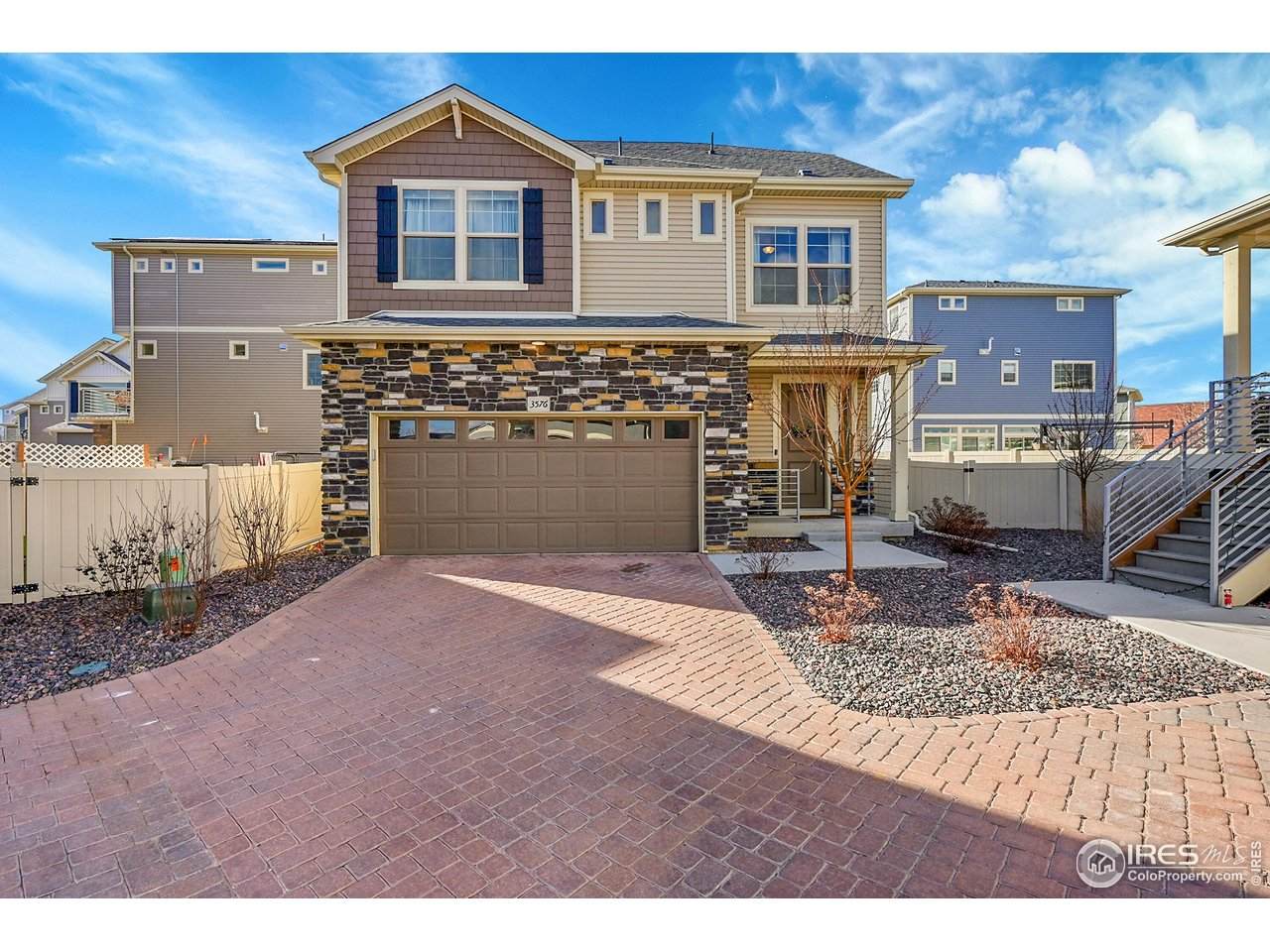 3576 Streamwood Dr - Photo 1