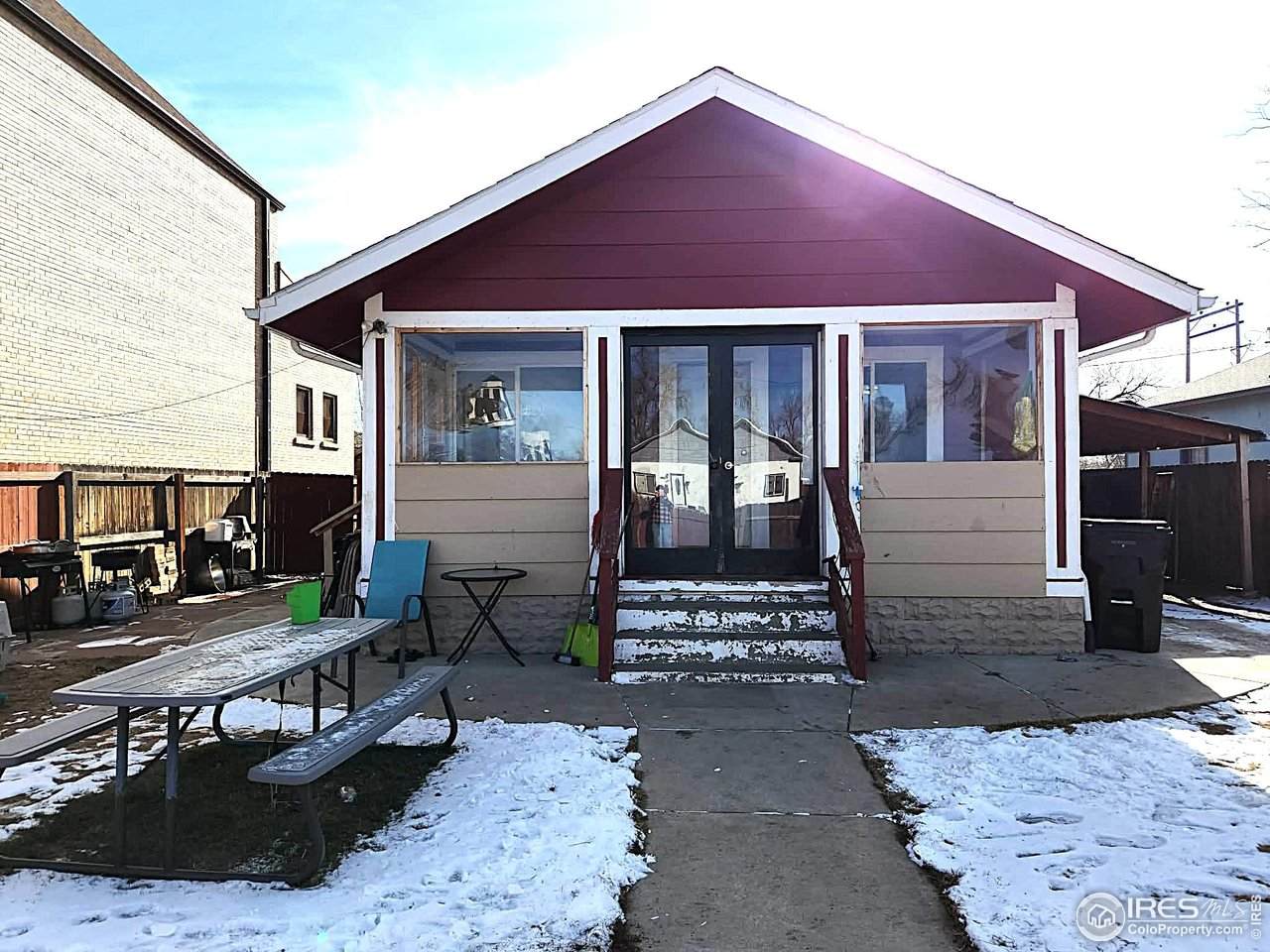 410 12th St - Photo 1