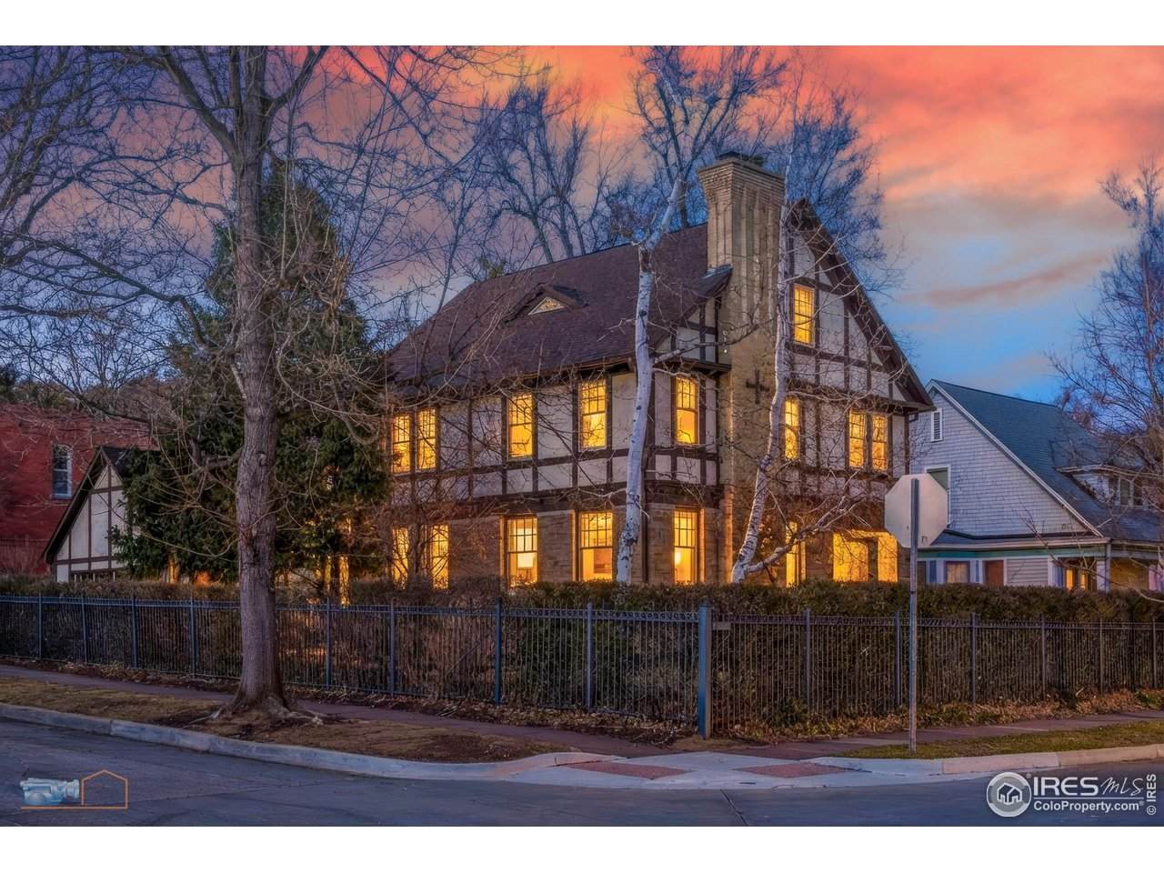 2409 5th St - Photo 1