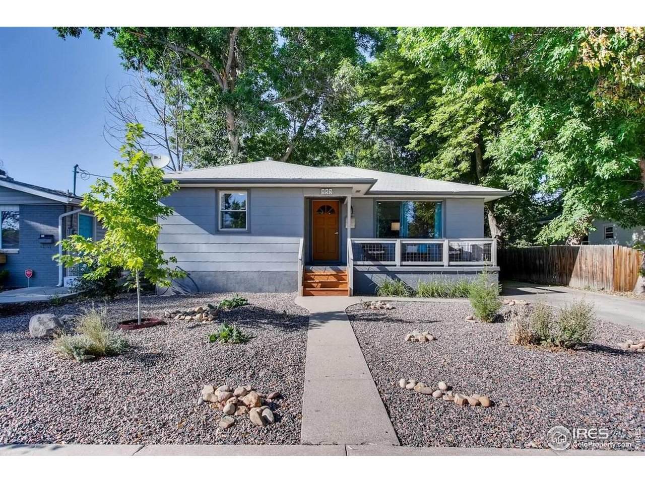 853 7th St - Photo 1