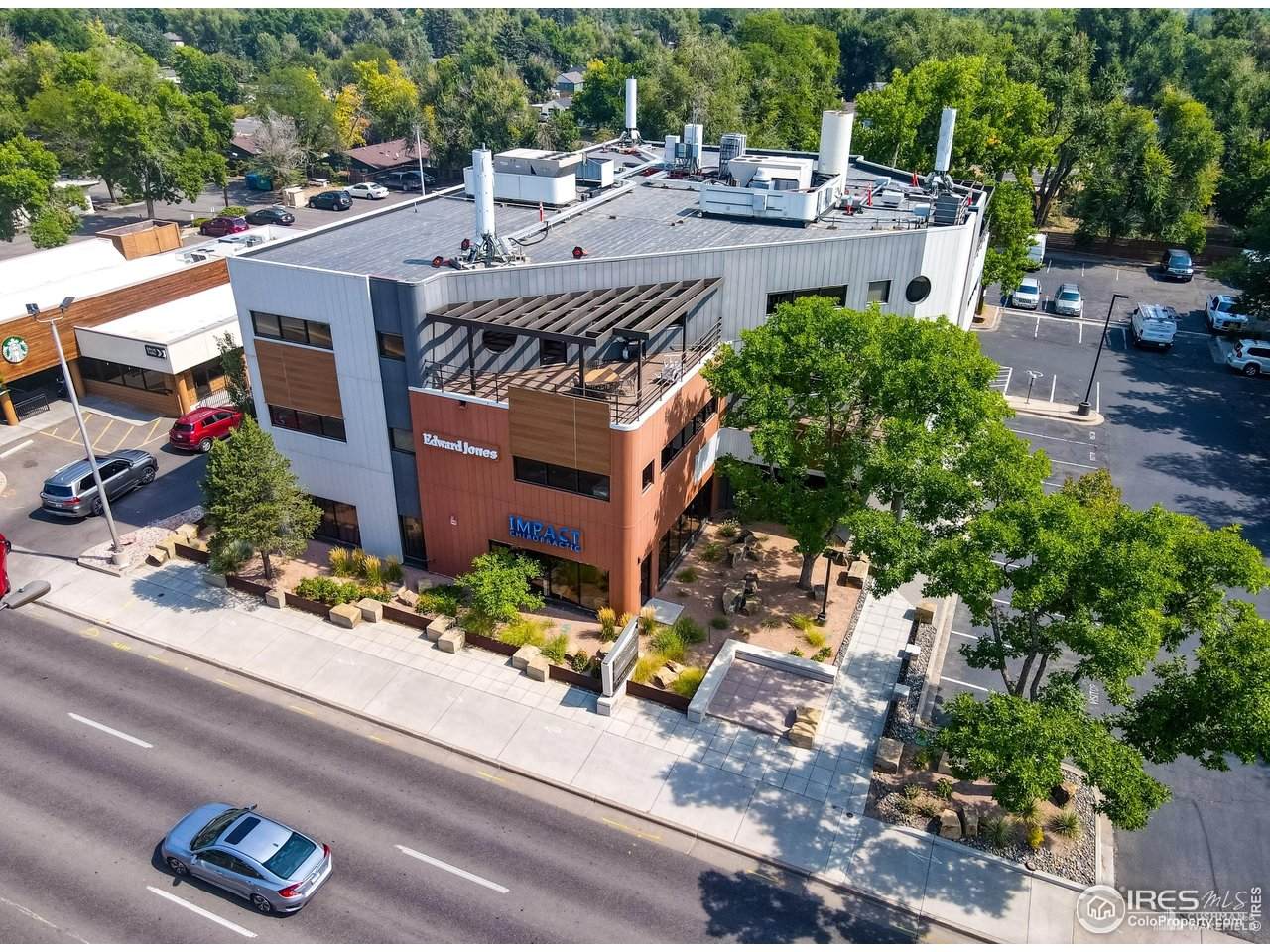 1730 College Ave - Photo 1