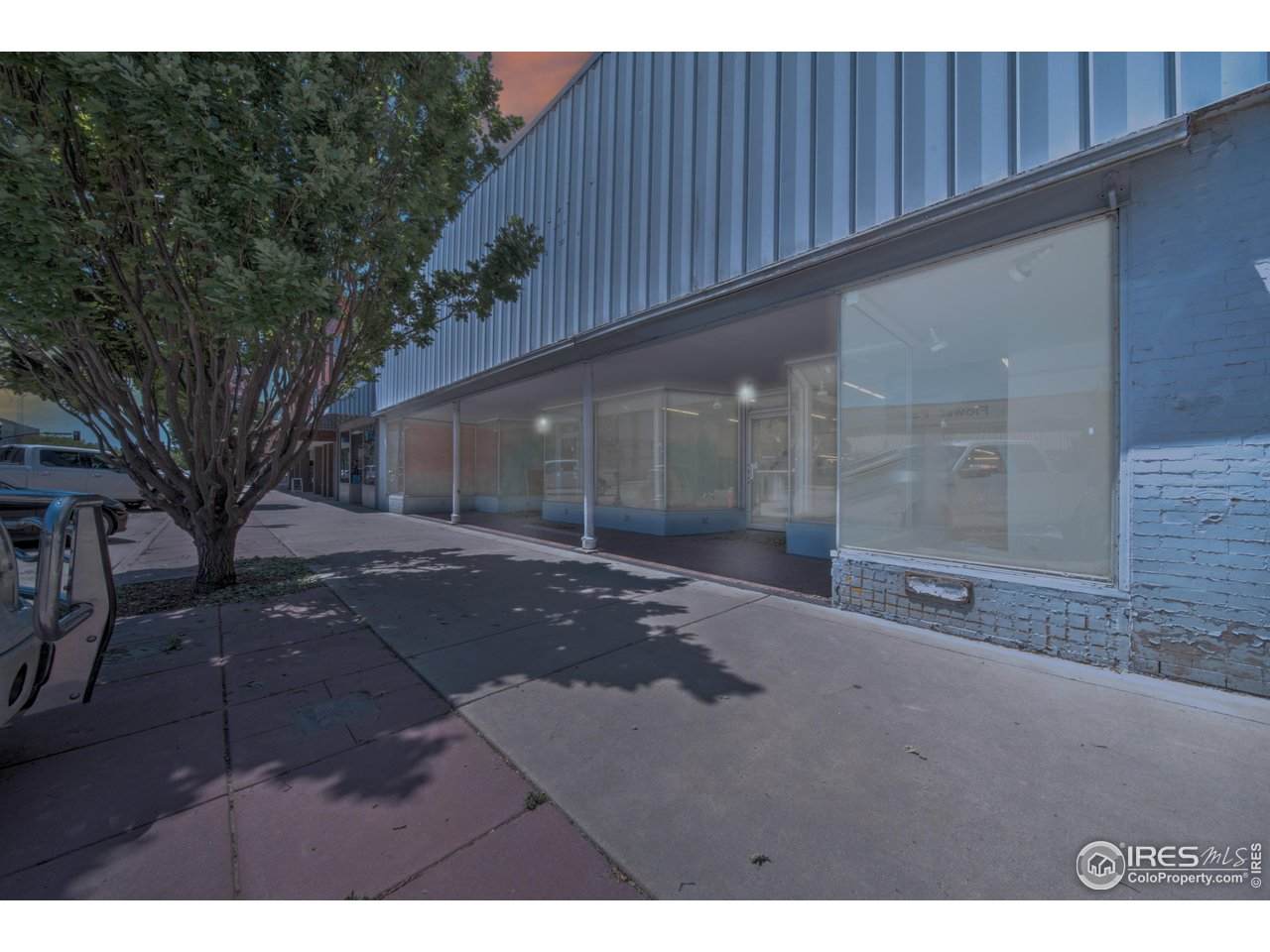 321 Main St - Photo 1