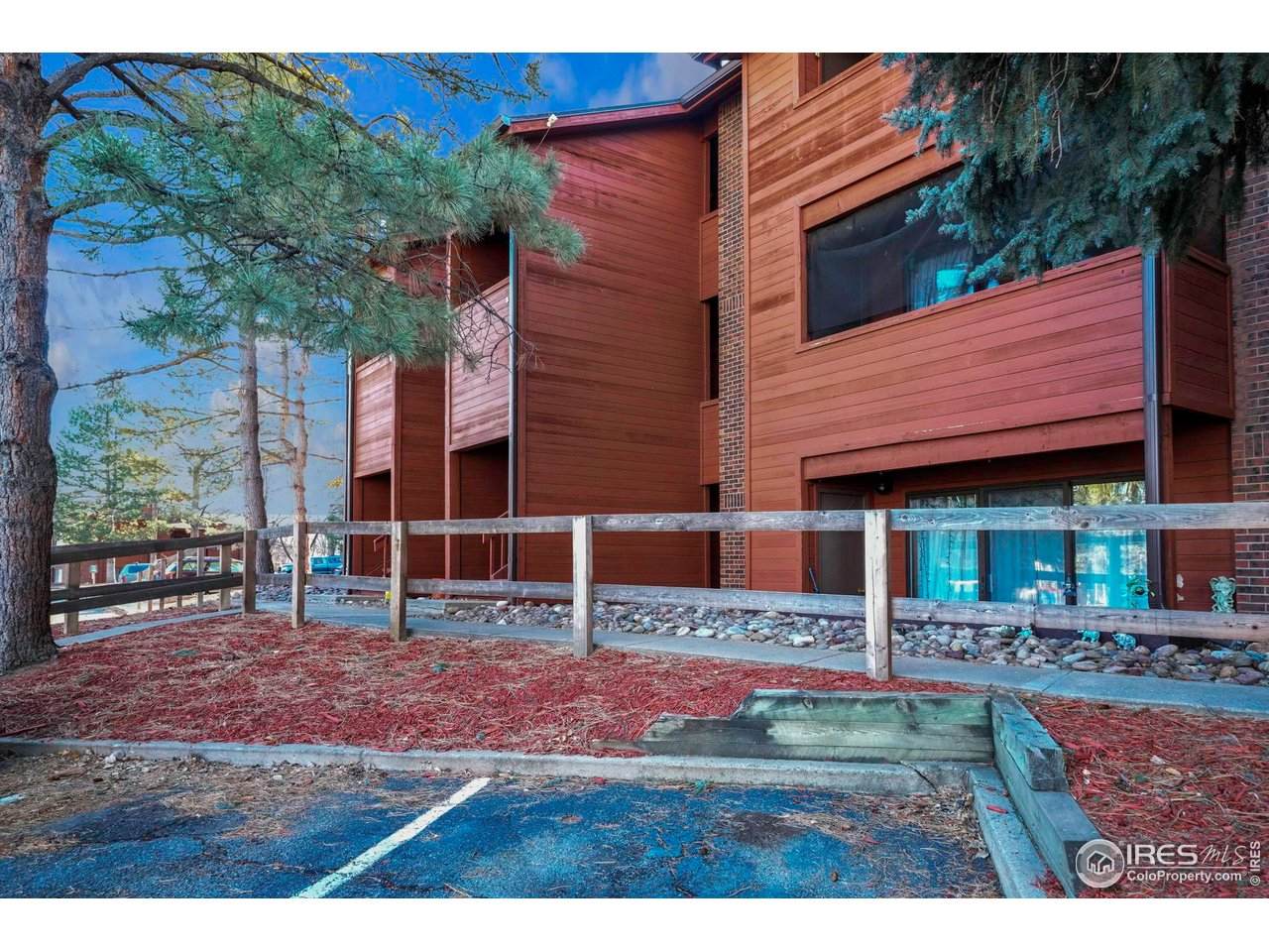 1915 Centennial Dr - Photo 1