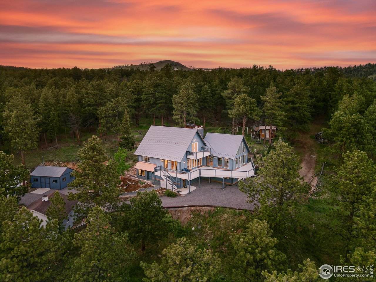 31 Wild Tiger Ln - Photo 1