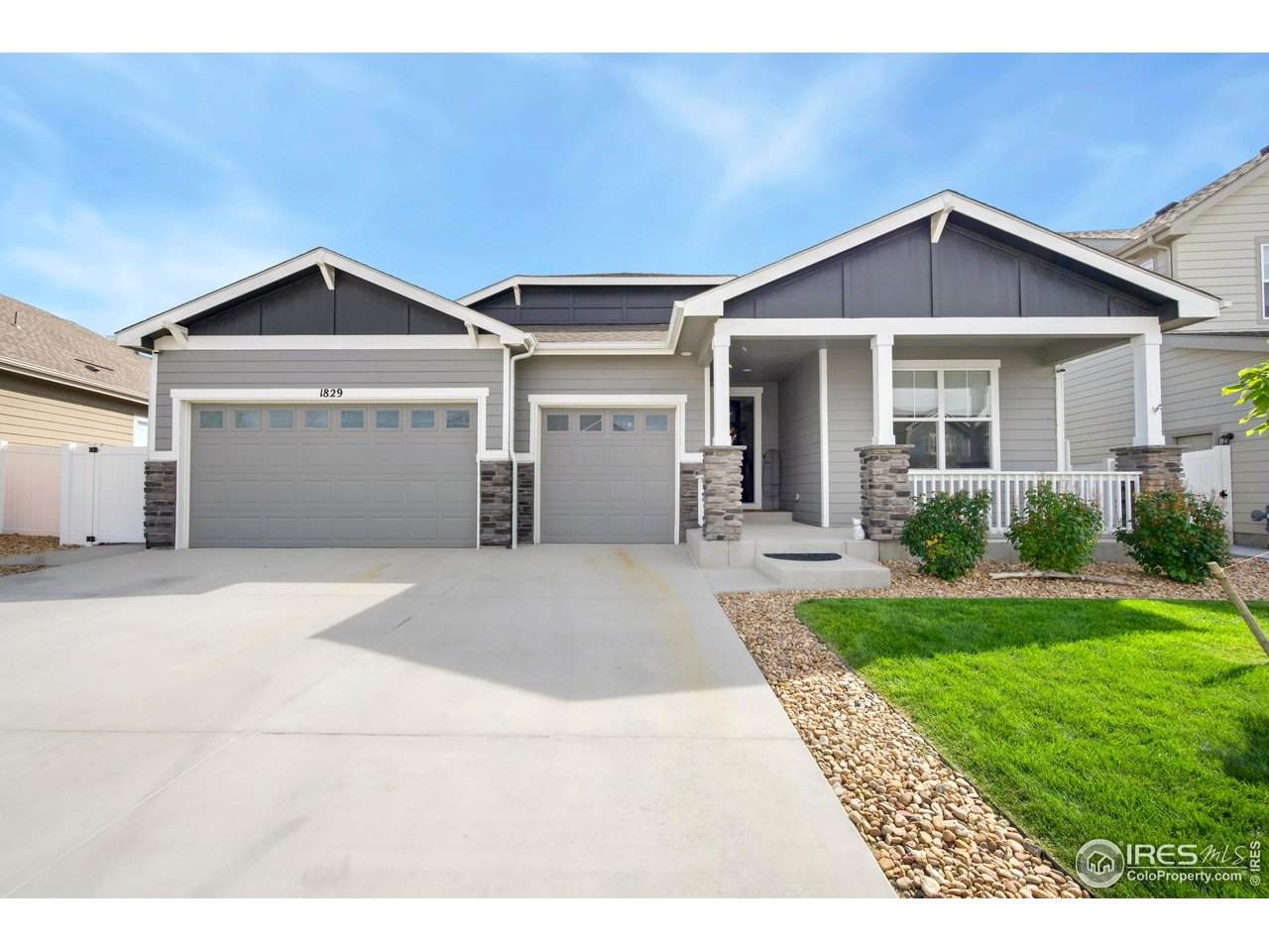 1829 Holloway Dr - Photo 1