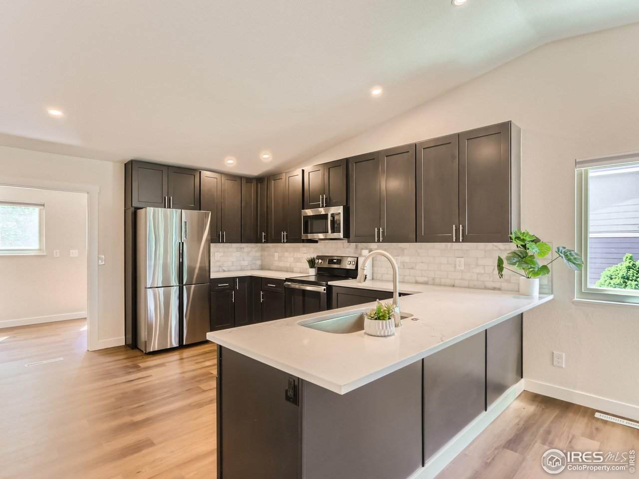 150 Donovan Ct - Photo 1