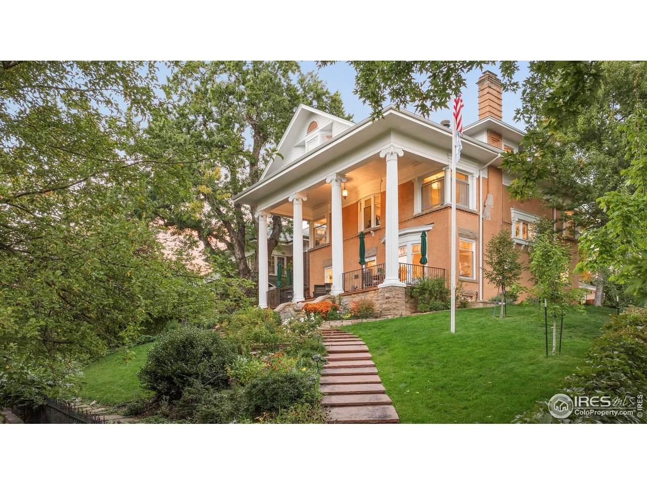 745 Highland Ave - Photo 1
