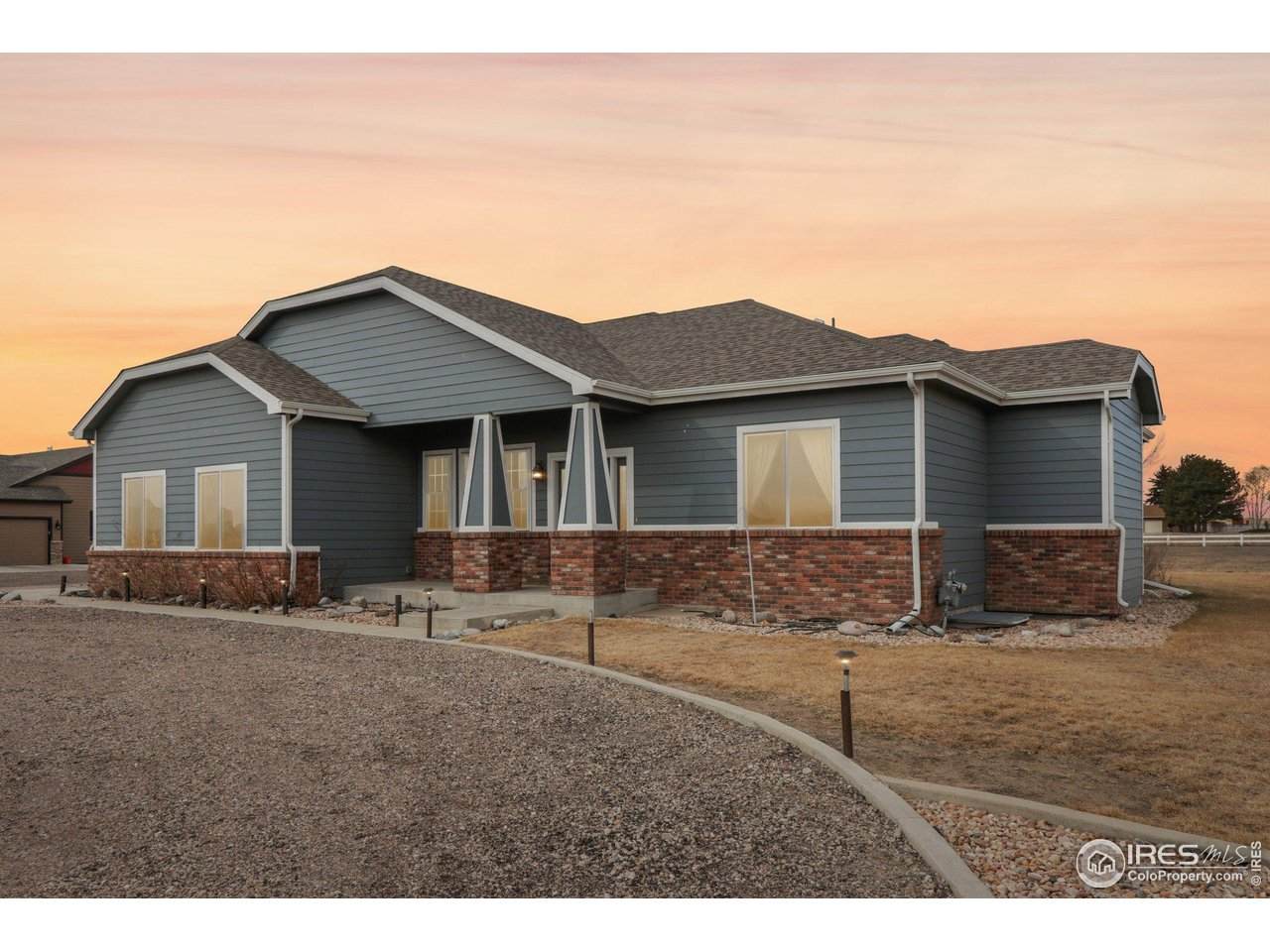 20199 Leola Way - Photo 1