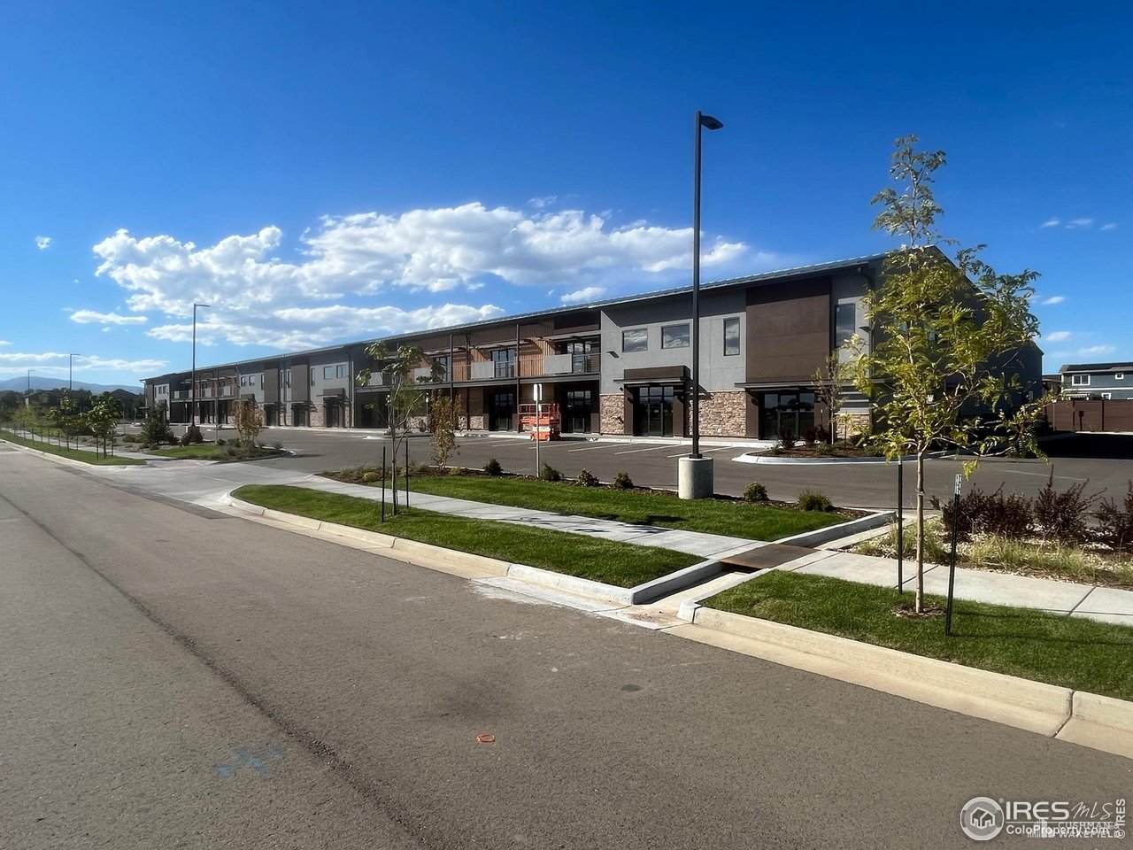 2246 Zurich Dr - Photo 1