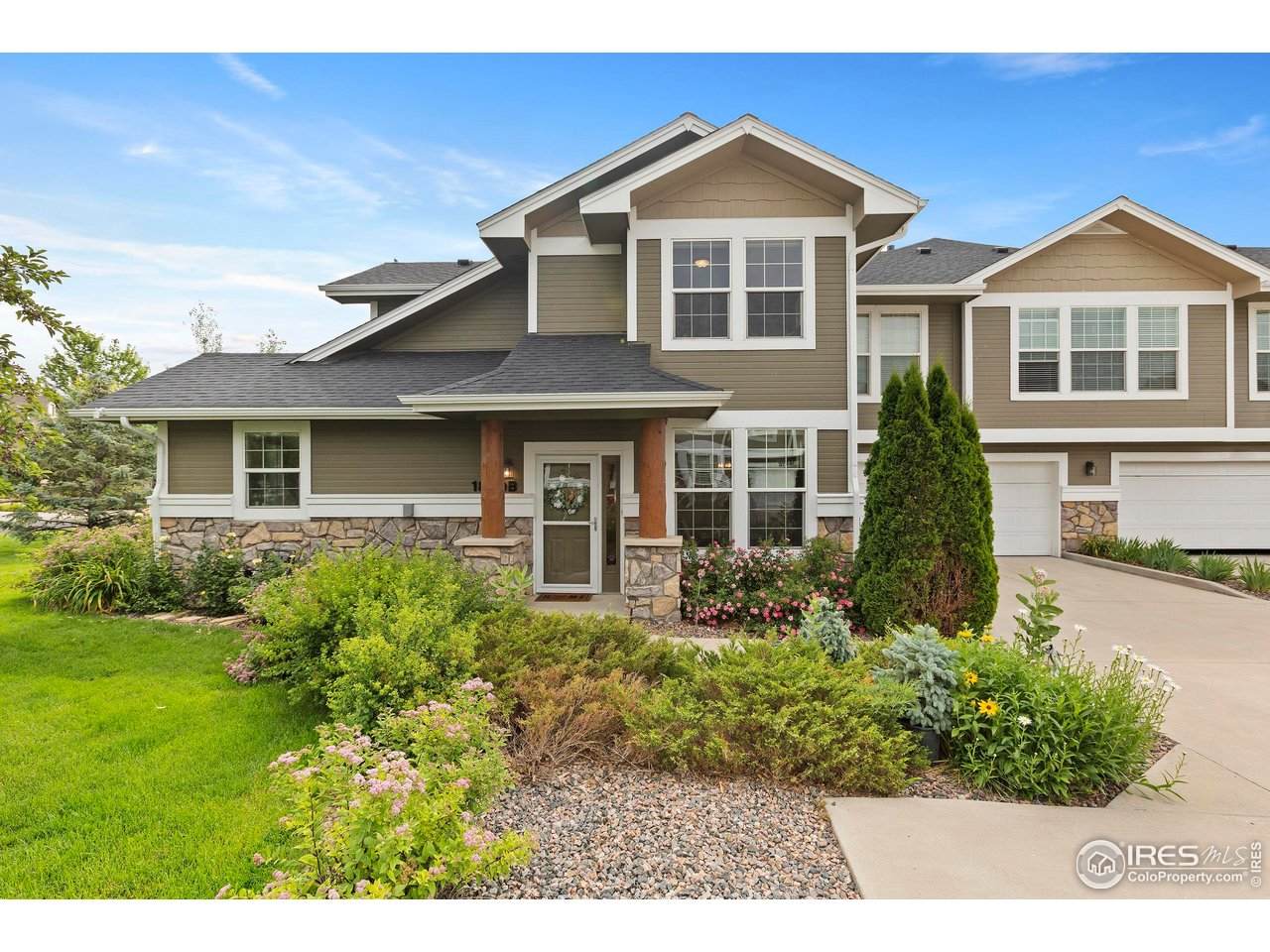 1820 Seadrift Dr - Photo 1