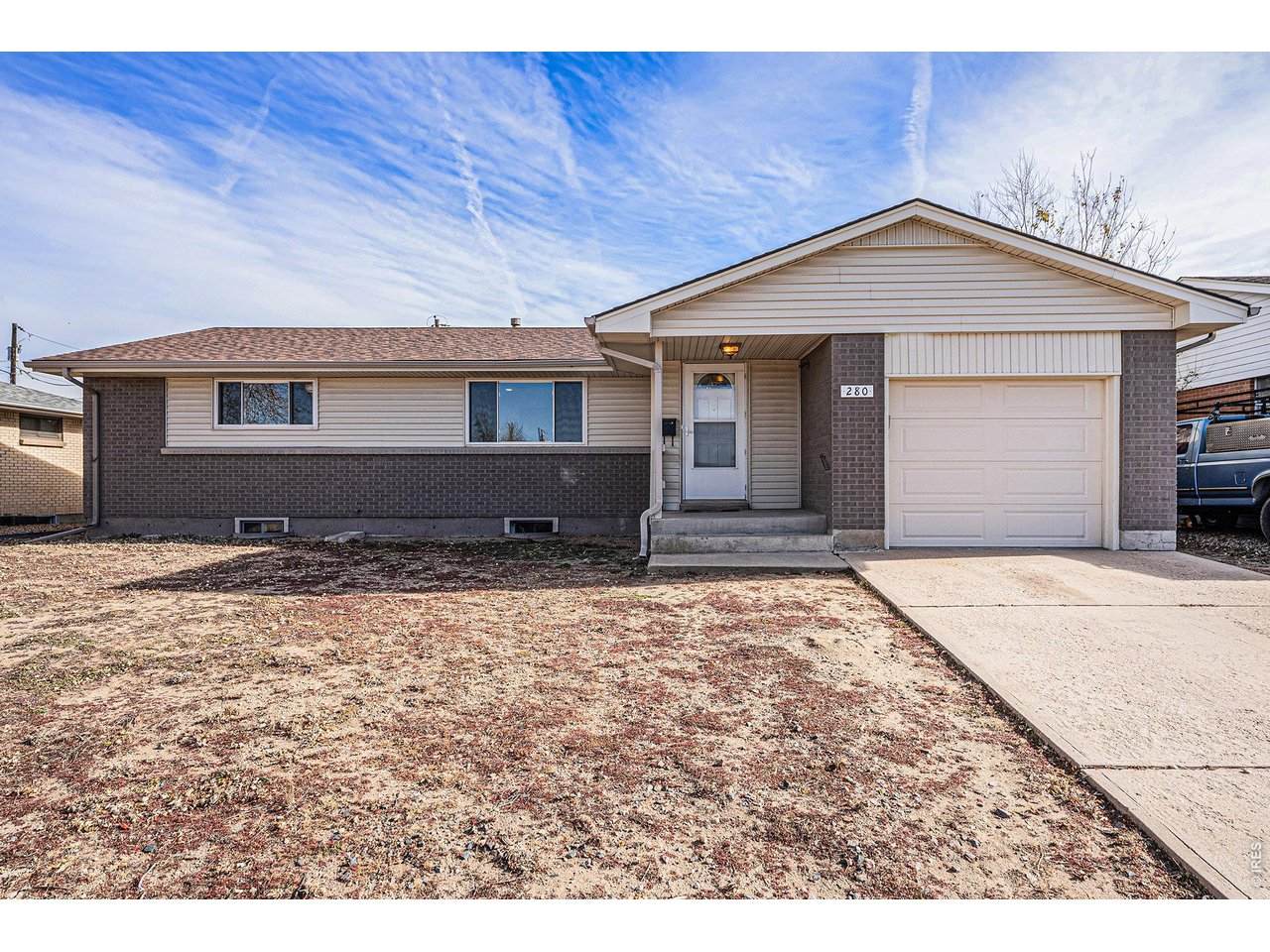 280 14th Ave - Photo 1