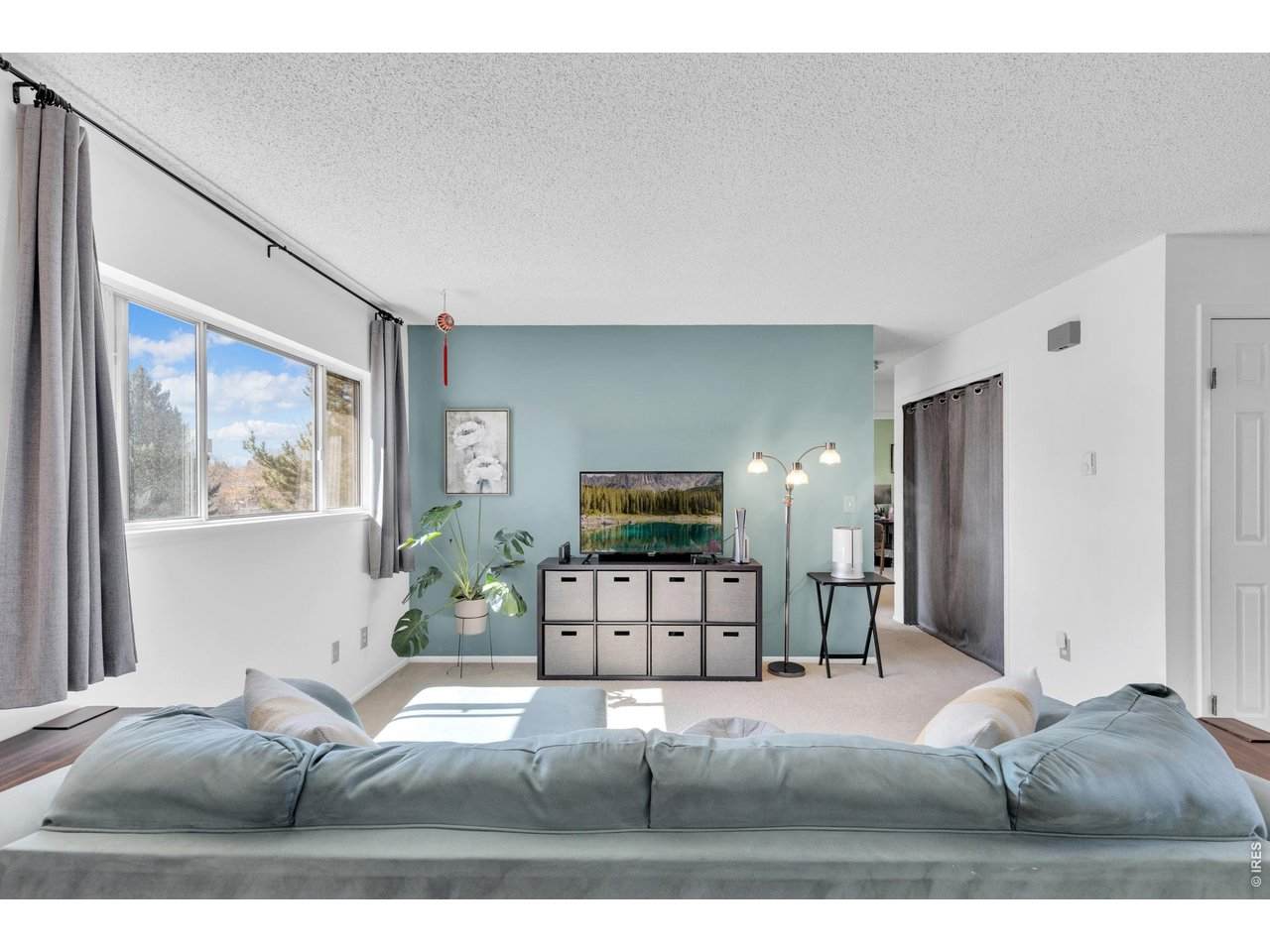 1024 Swallow Rd - Photo 1