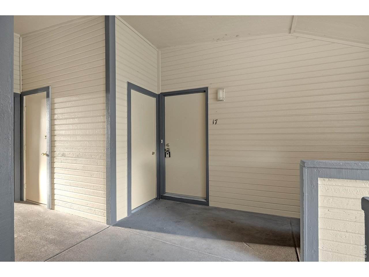 467 Memphis Way - Photo 1