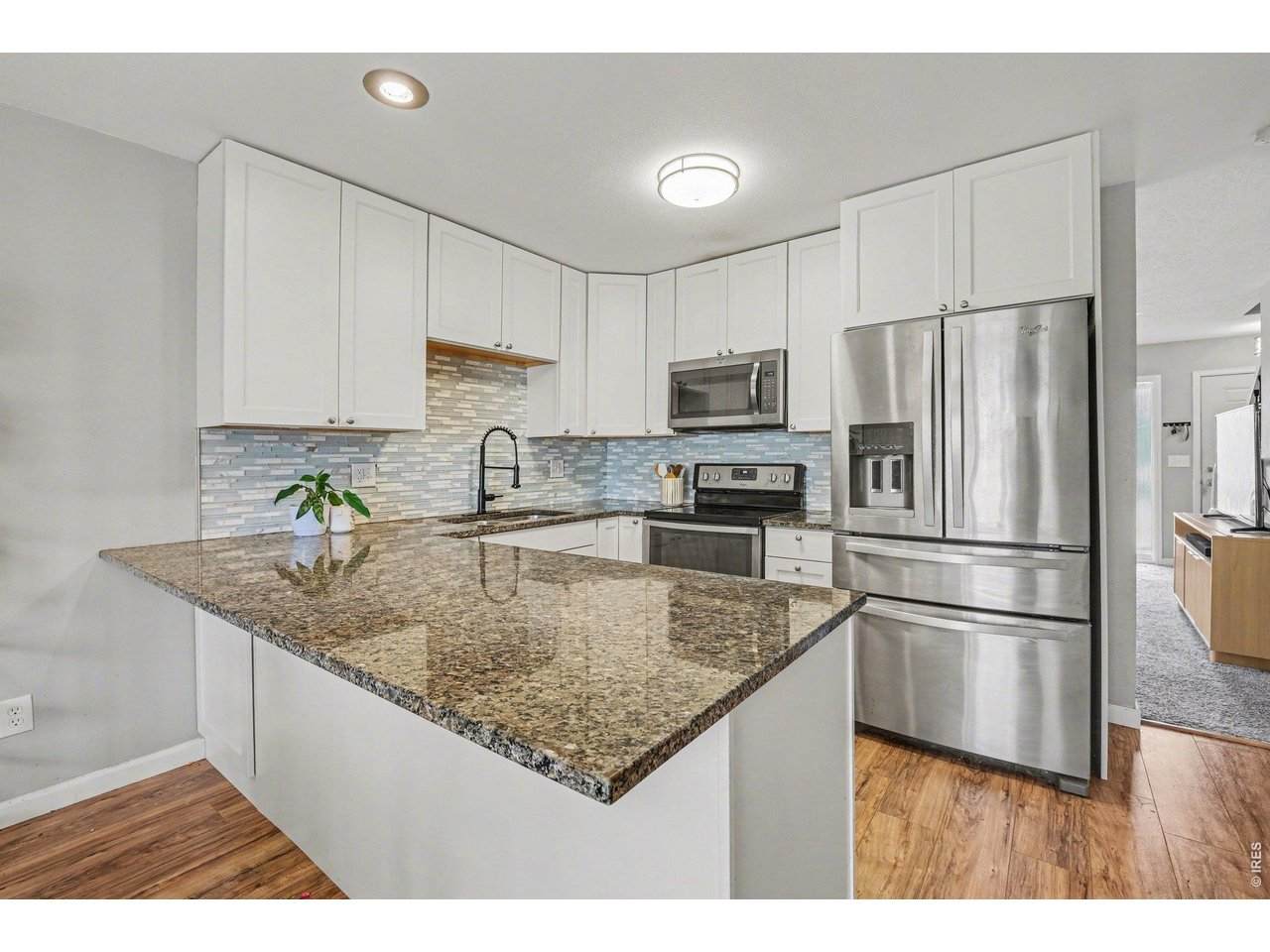 328 Butch Cassidy Dr - Photo 1
