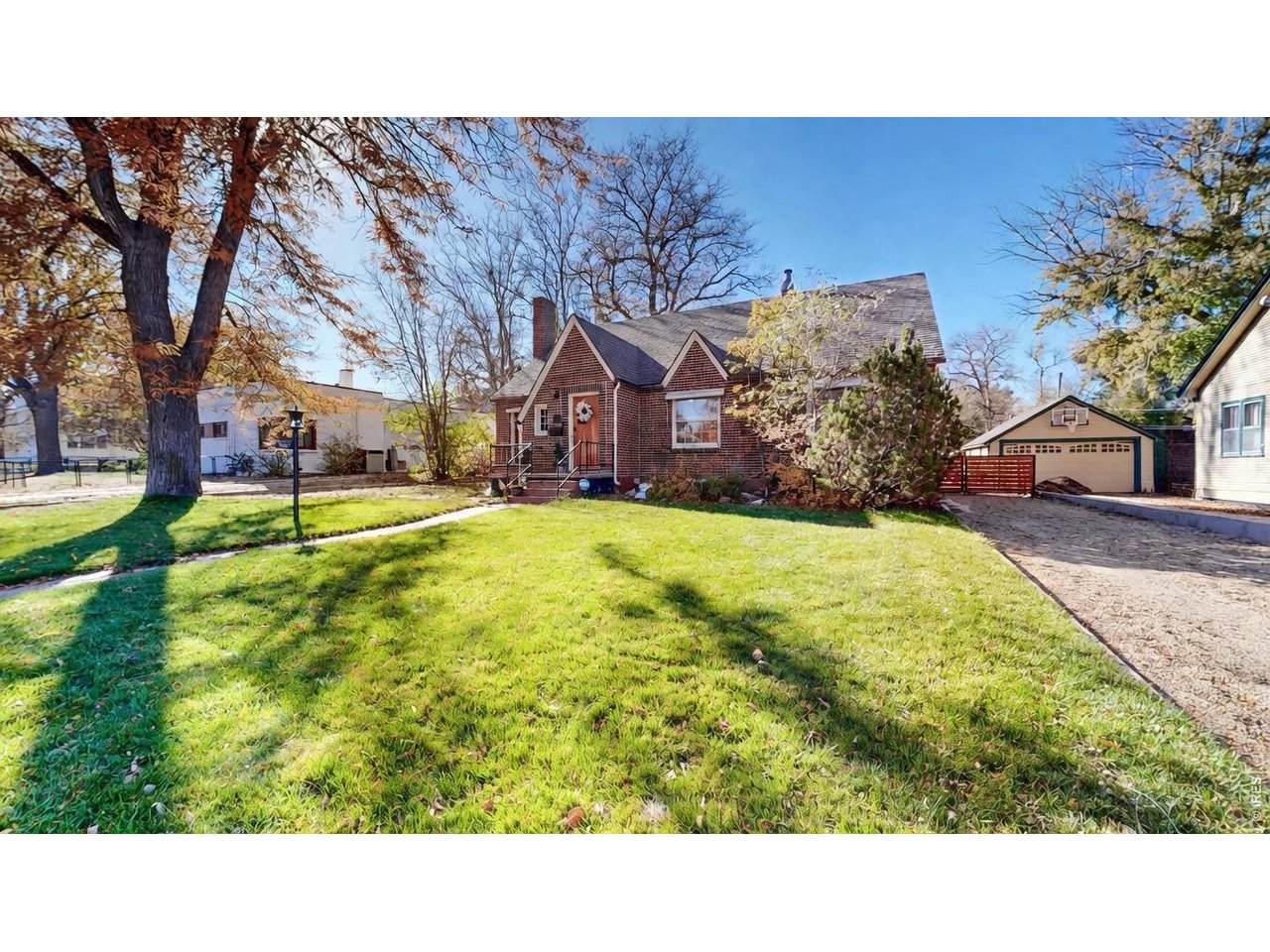 1861 12th Ave - Photo 1