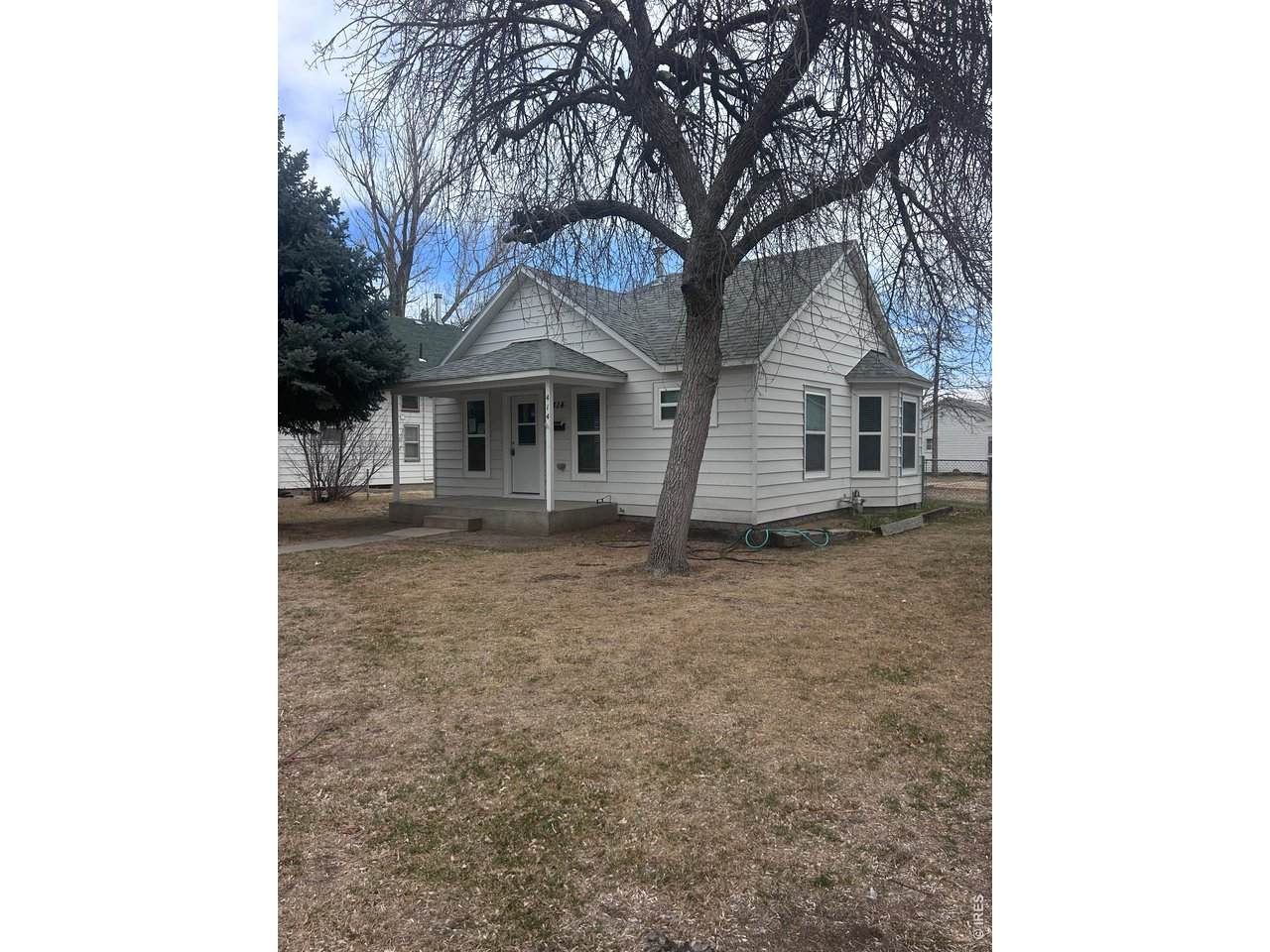 414 Grant St - Photo 1