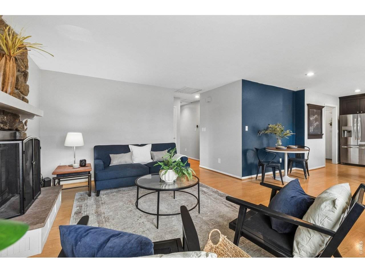 301 Uranus St - Photo 1