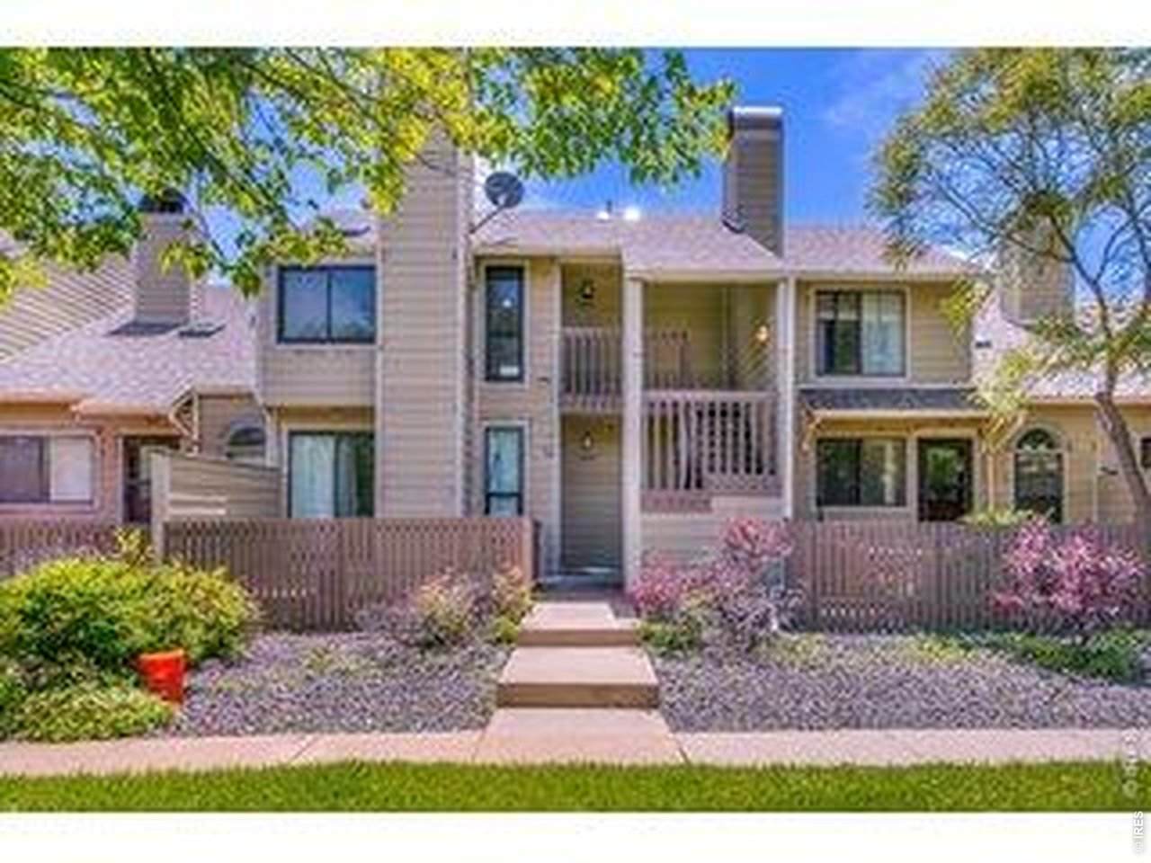 347 Taft Ct - Photo 1