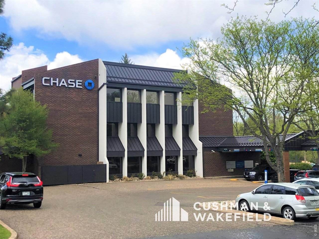 2000 College Ave - Photo 1