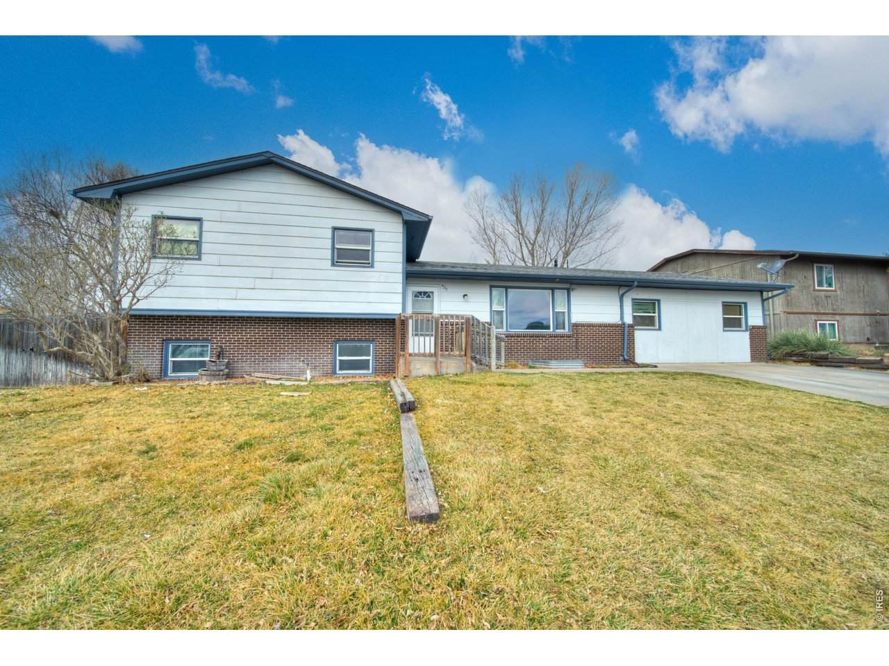 425 Gayle St - Photo 1
