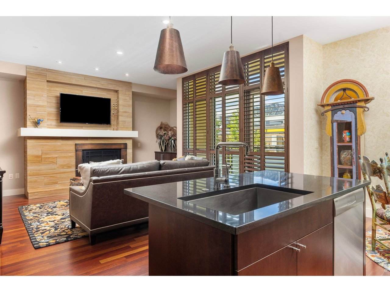 1155 Canyon Blvd - Photo 1