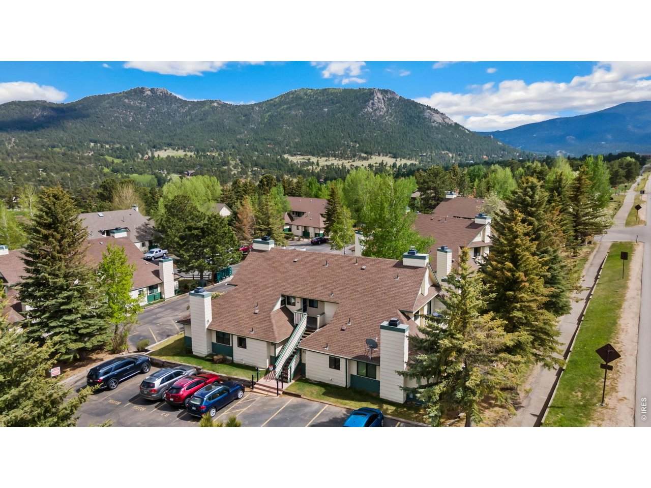 1010 Saint Vrain Ave - Photo 1