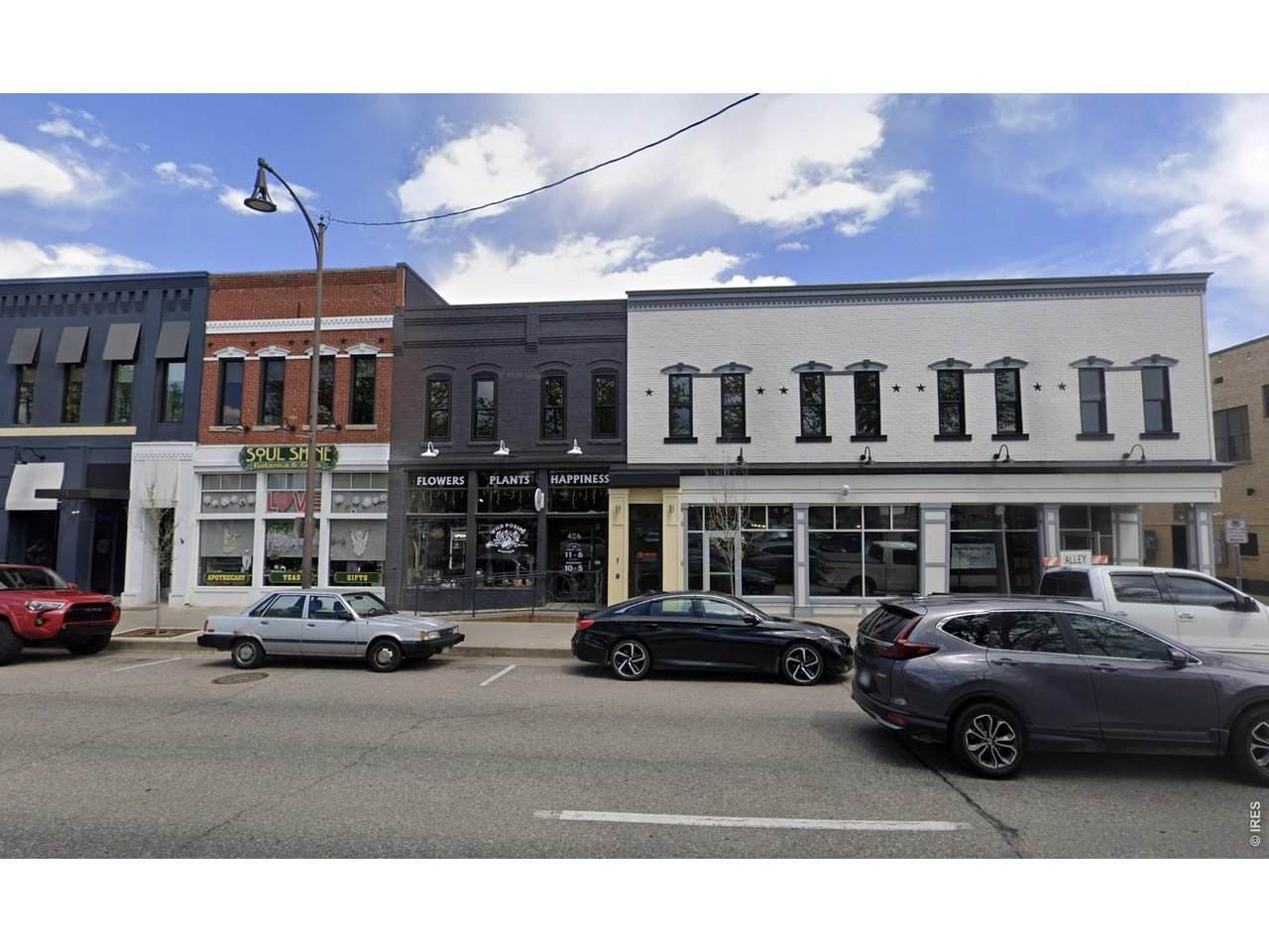 436 Cleveland Ave - Photo 1