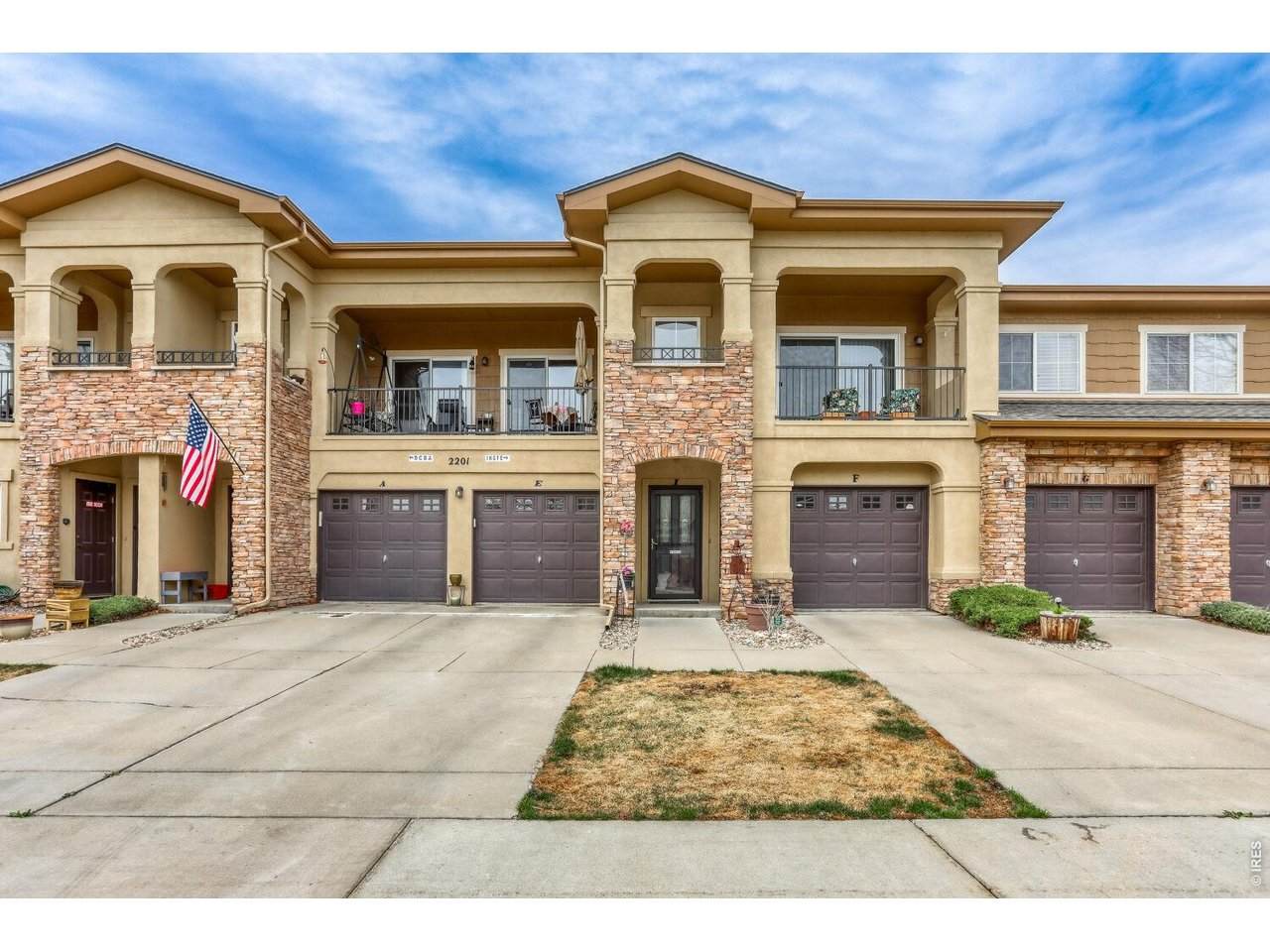 2201 Calais Dr - Photo 1