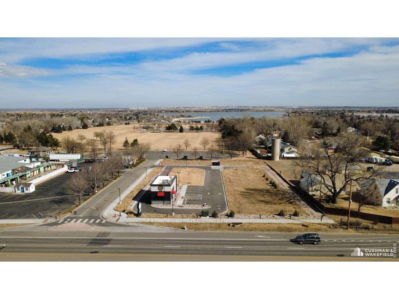 5180 Garfield Ave - Photo 1