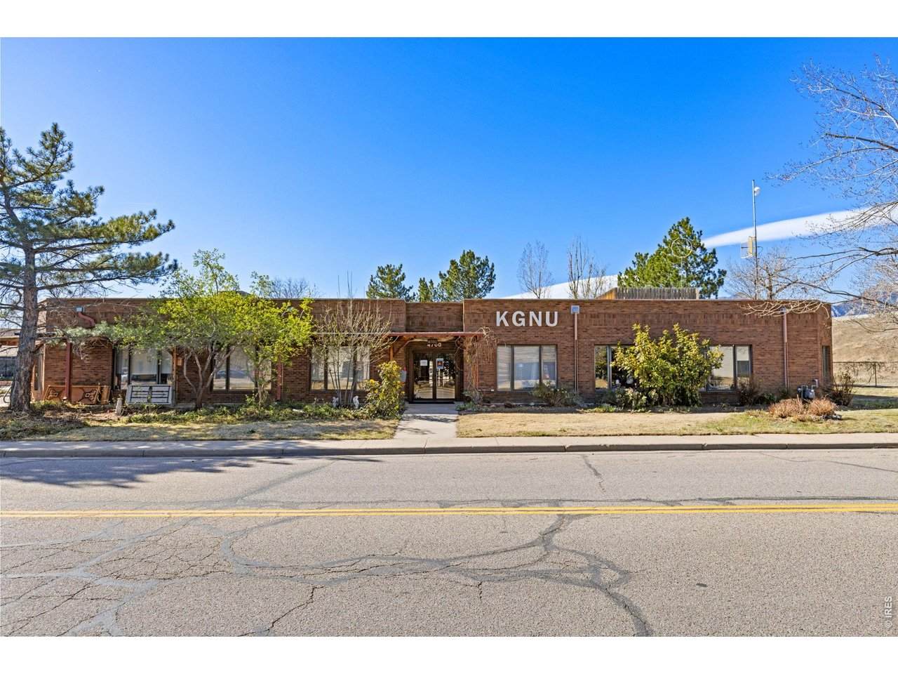 4700 Walnut St - Photo 1