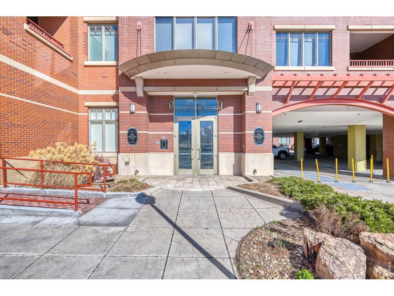 1301 Canyon Blvd - Photo 1