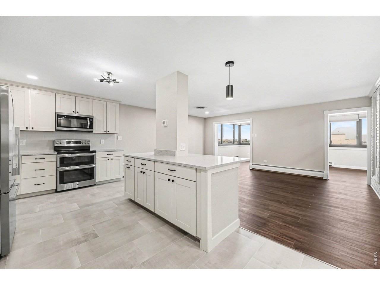 3131 Alameda Ave - Photo 1