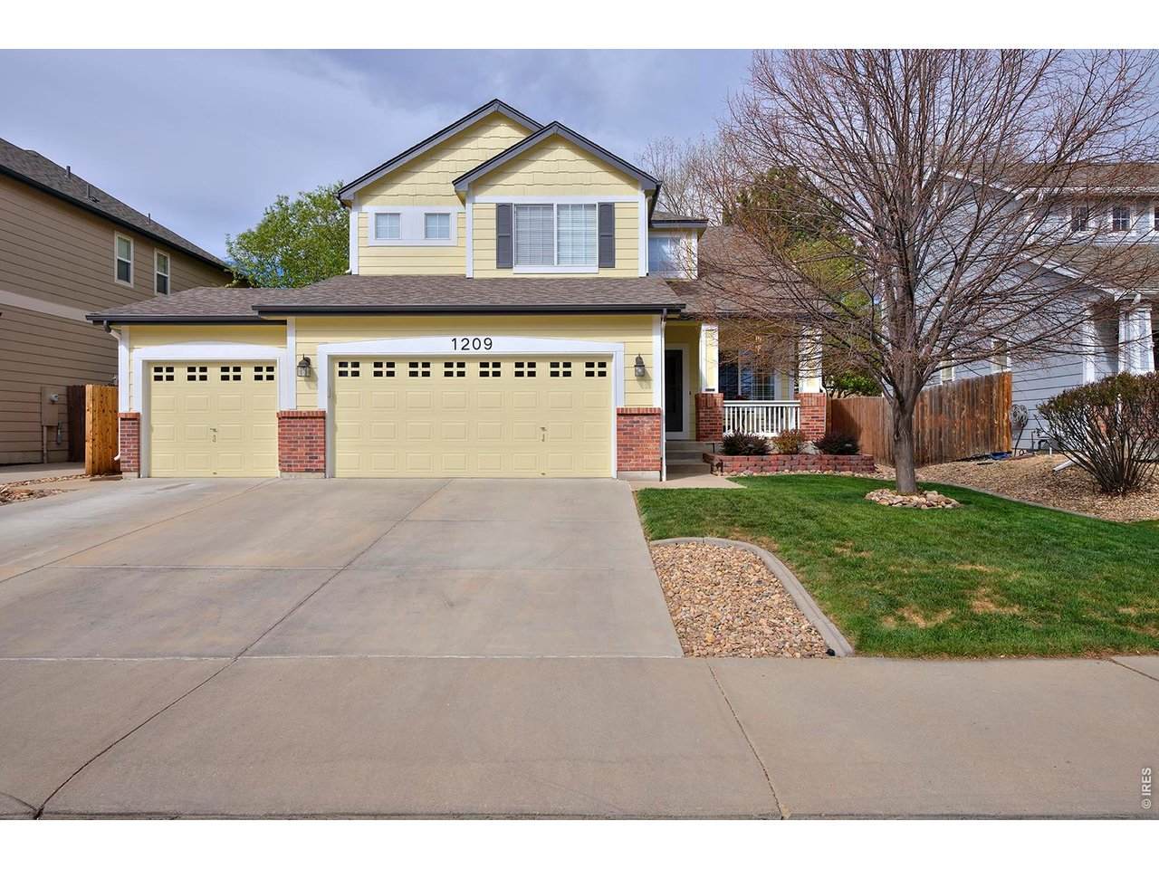 1209 Button Rock Dr - Photo 1