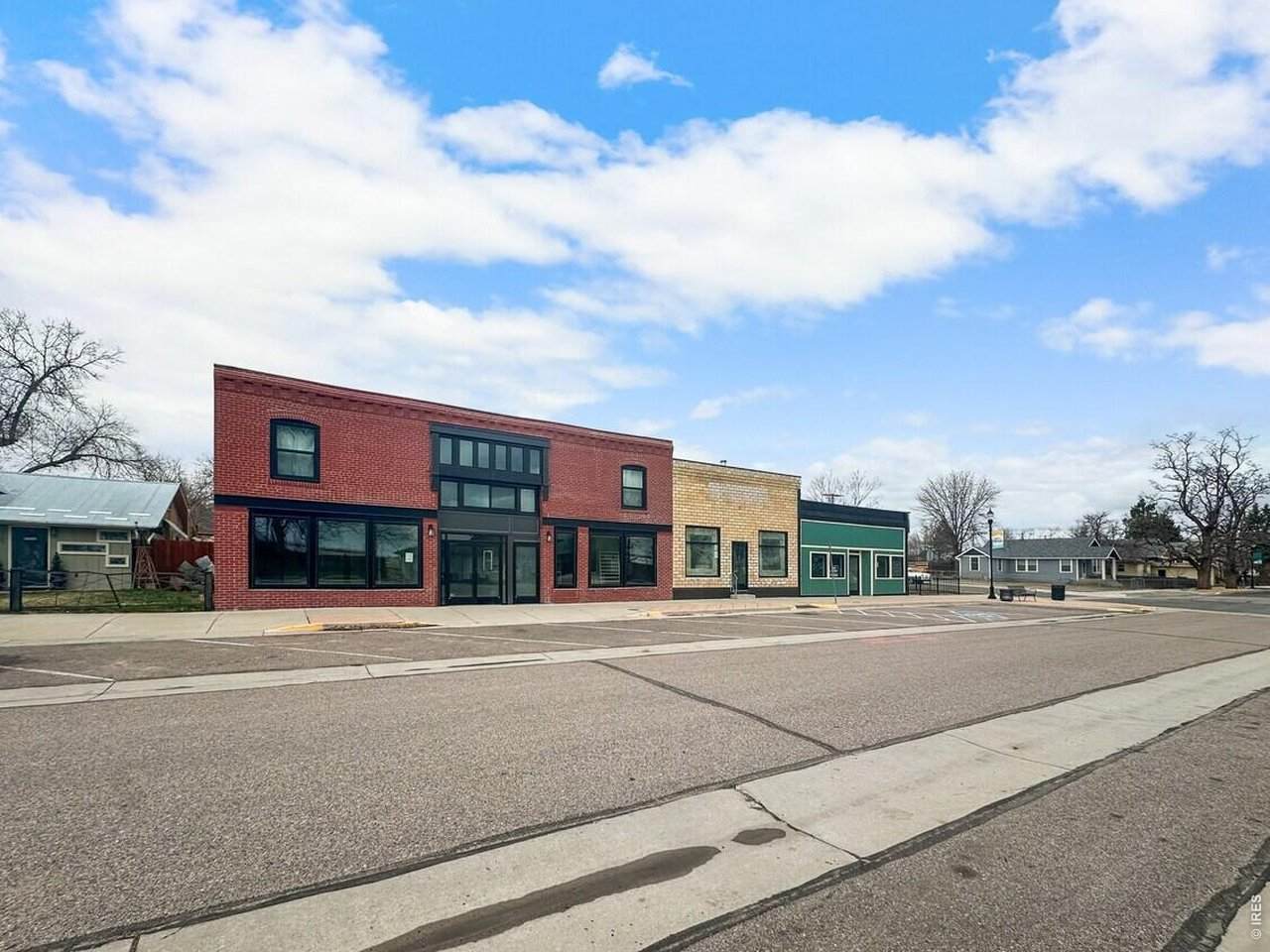 333 Main St - Photo 1