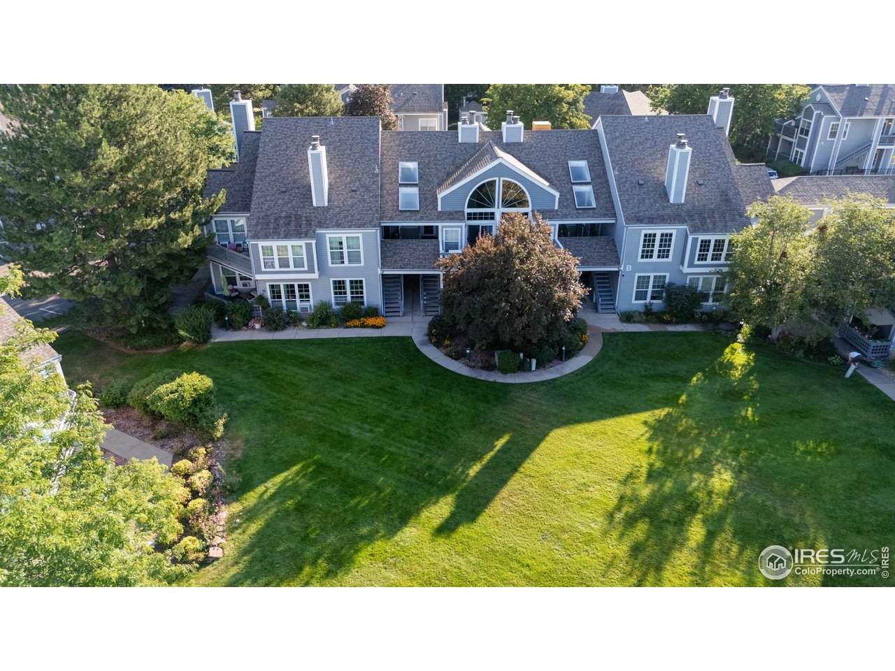 7436 Singing Hills Ct - Photo 1