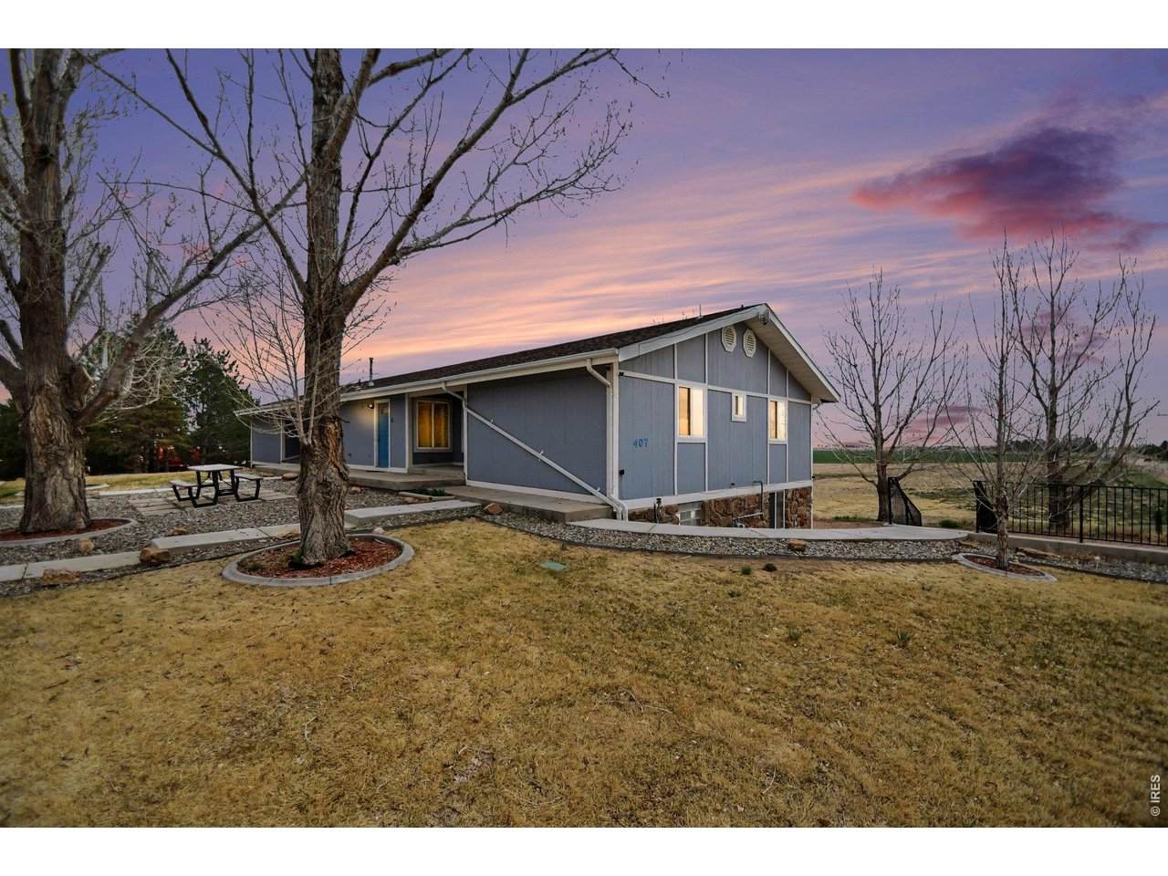 407 Corona Ave - Photo 1