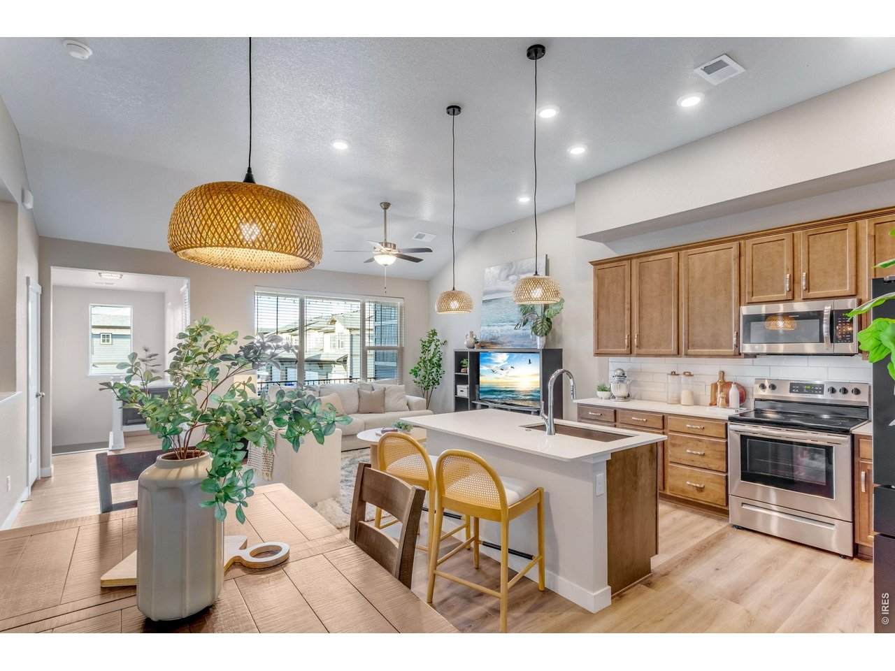 4180 Park Dr - Photo 1