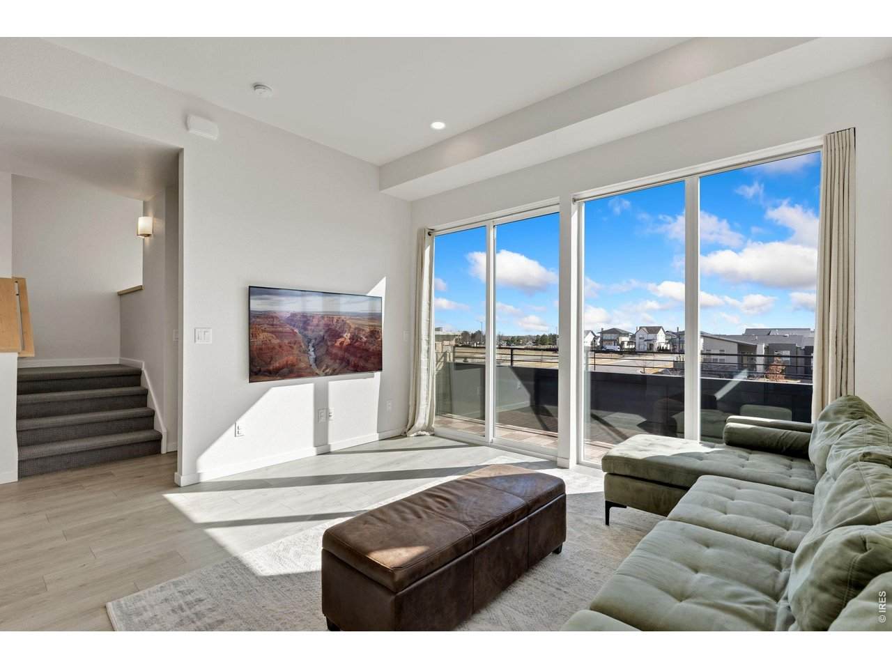 737 Kubat Ln - Photo 1