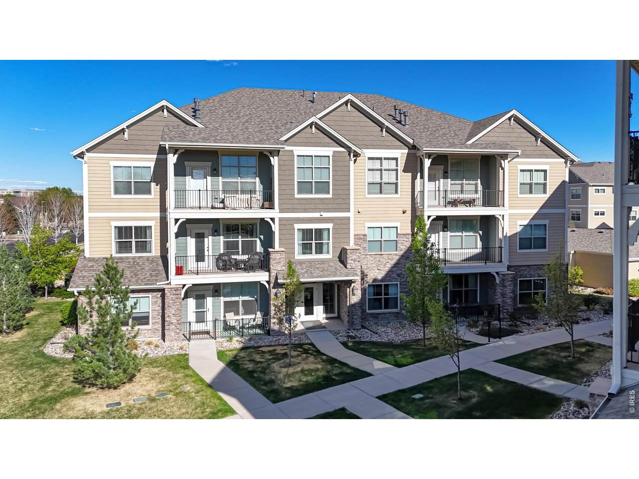 4672 Hahns Peak Dr - Photo 1
