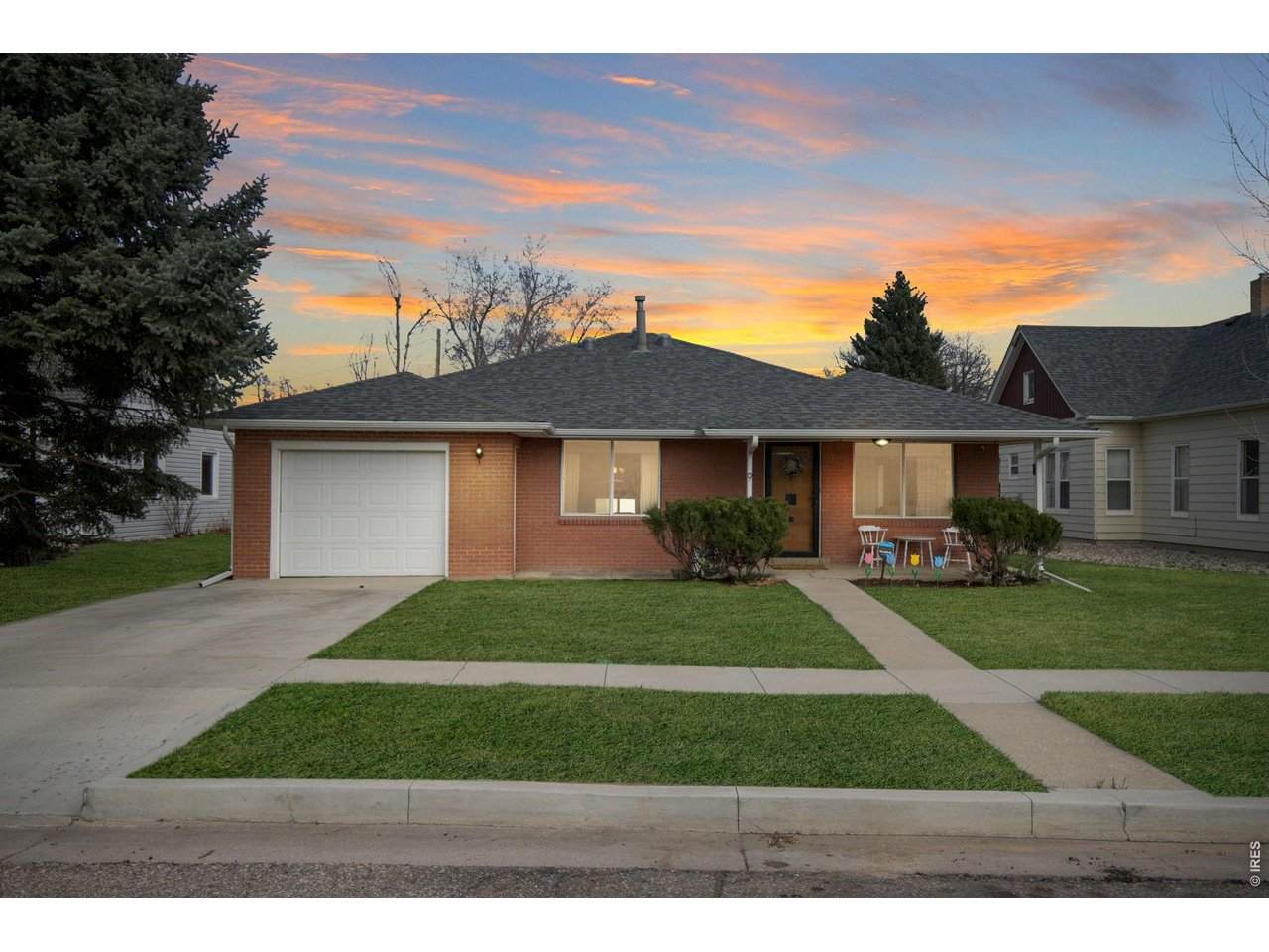 9 Cottonwood Ave - Photo 1