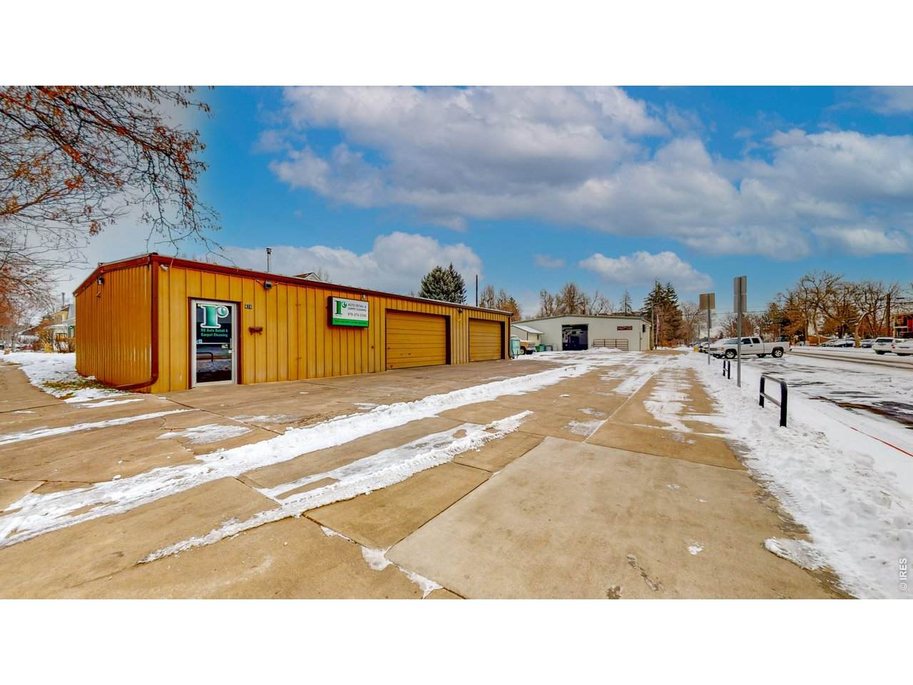 424 Maple St - Photo 1
