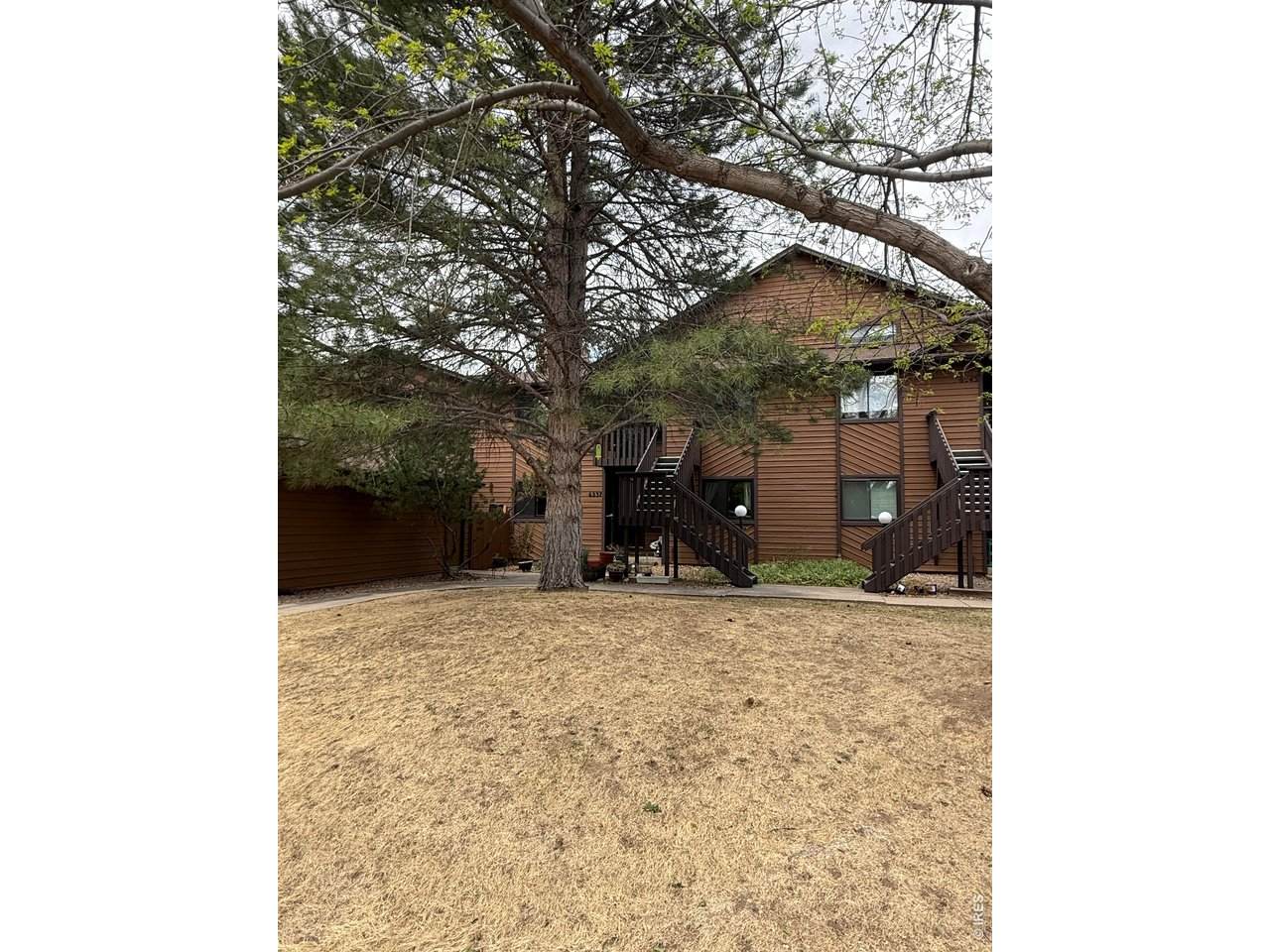 6239 Willow Ln - Photo 1