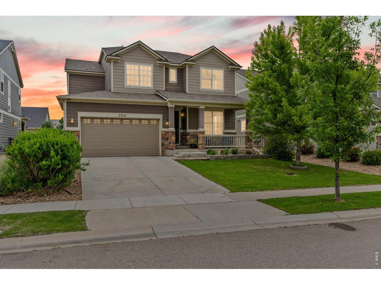 2314 Spruce Creek Dr - Photo 1